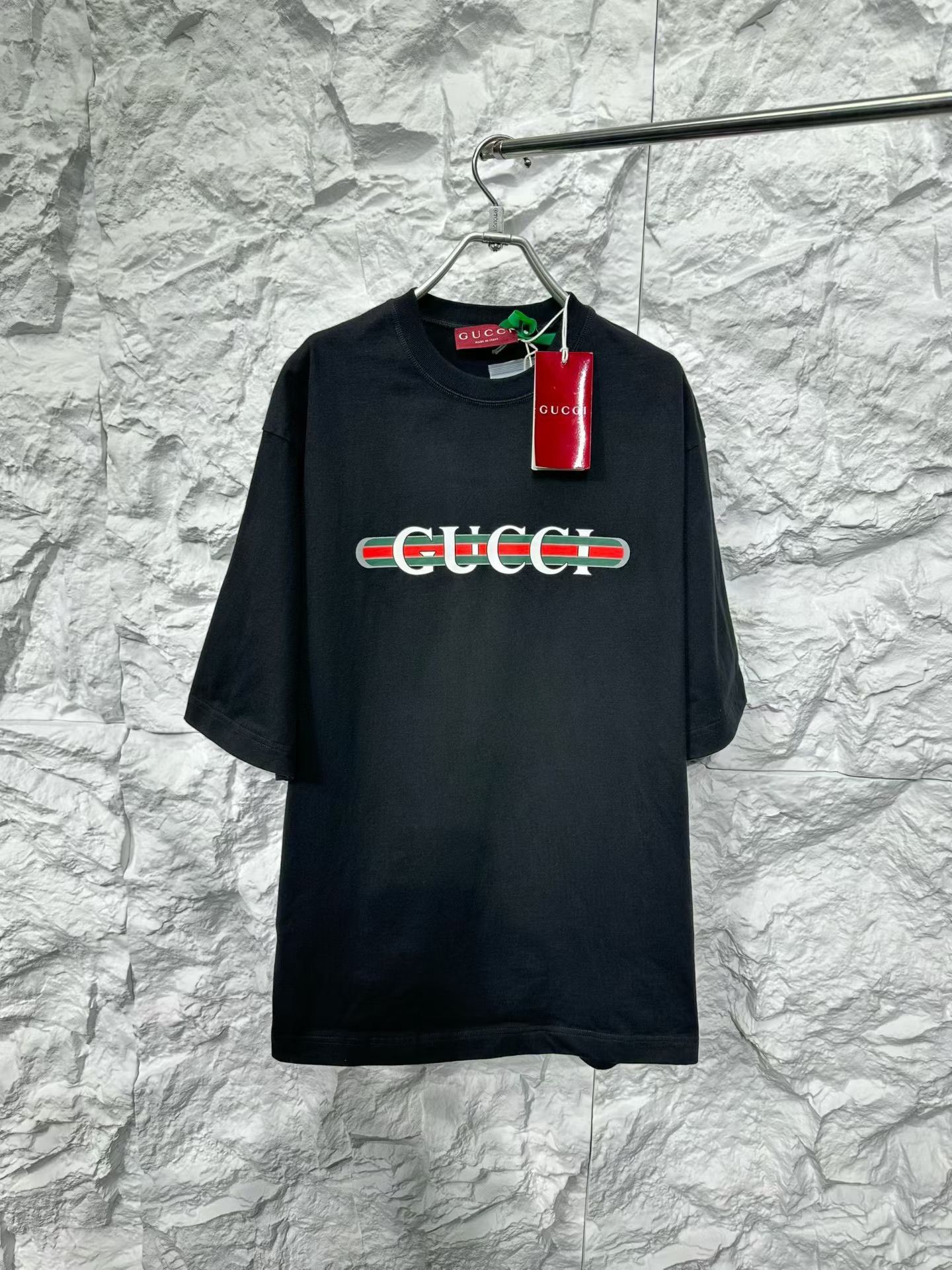 Gucci Gucci Web Stripe Logo T-Shirt Size S Size US S / EU 44-46 / 1 - 2 Thumbnail