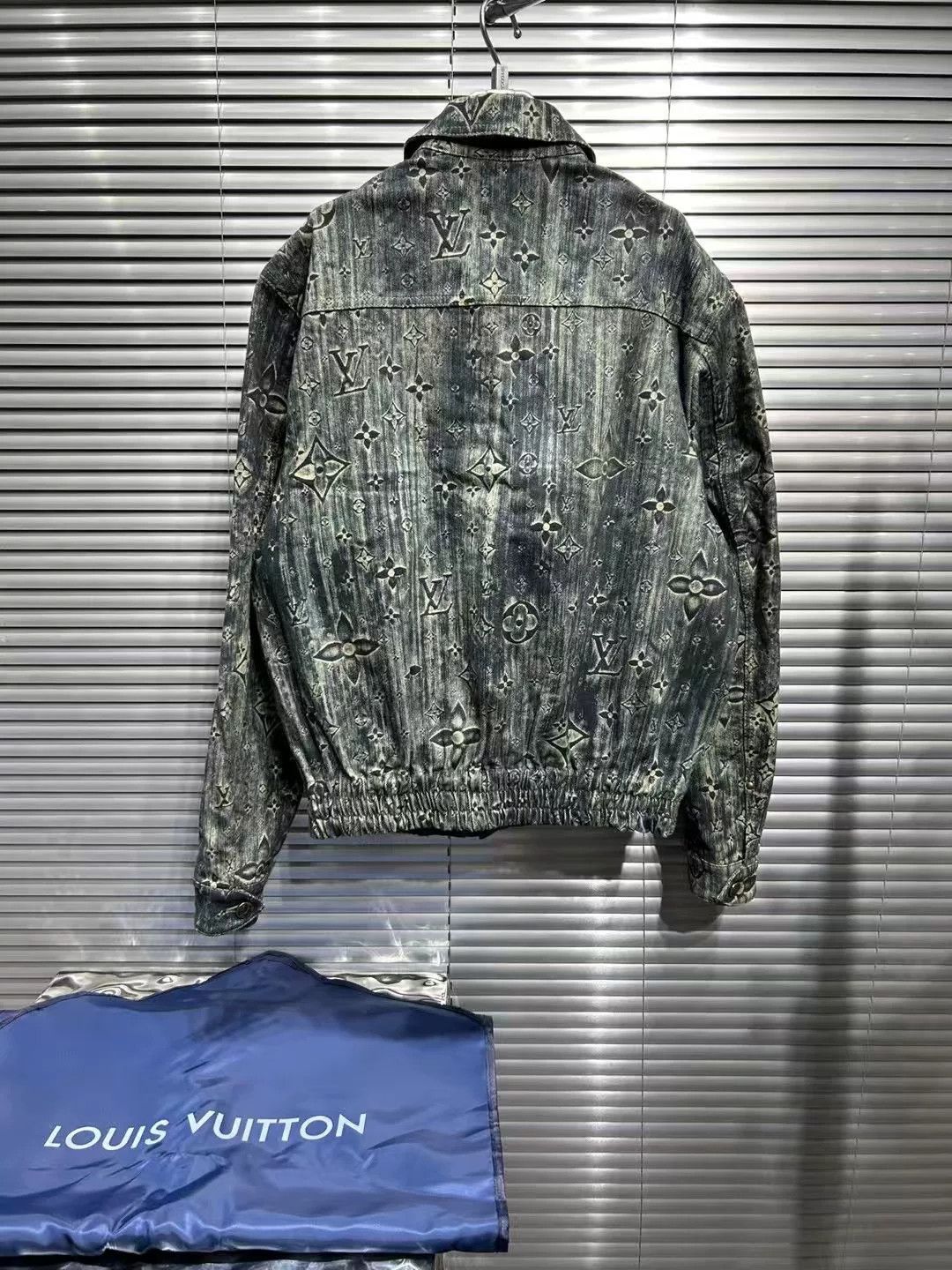 Louis Vuitton Louis Vuitton Monogram Denim Jacket 48 Size US M / EU 48-50 / 2 - 3 Thumbnail