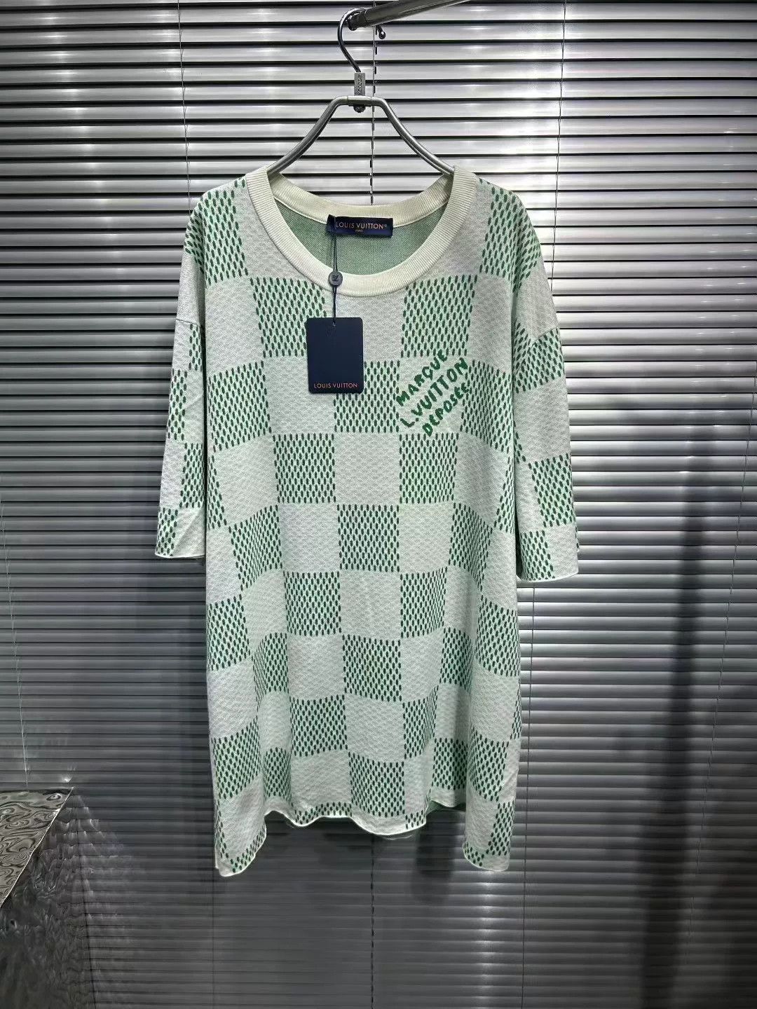 Louis Vuitton Louis Vuitton Green Damier Knit T-Shirt XXL Size US XXL / EU 58 / 5 - 2 Thumbnail
