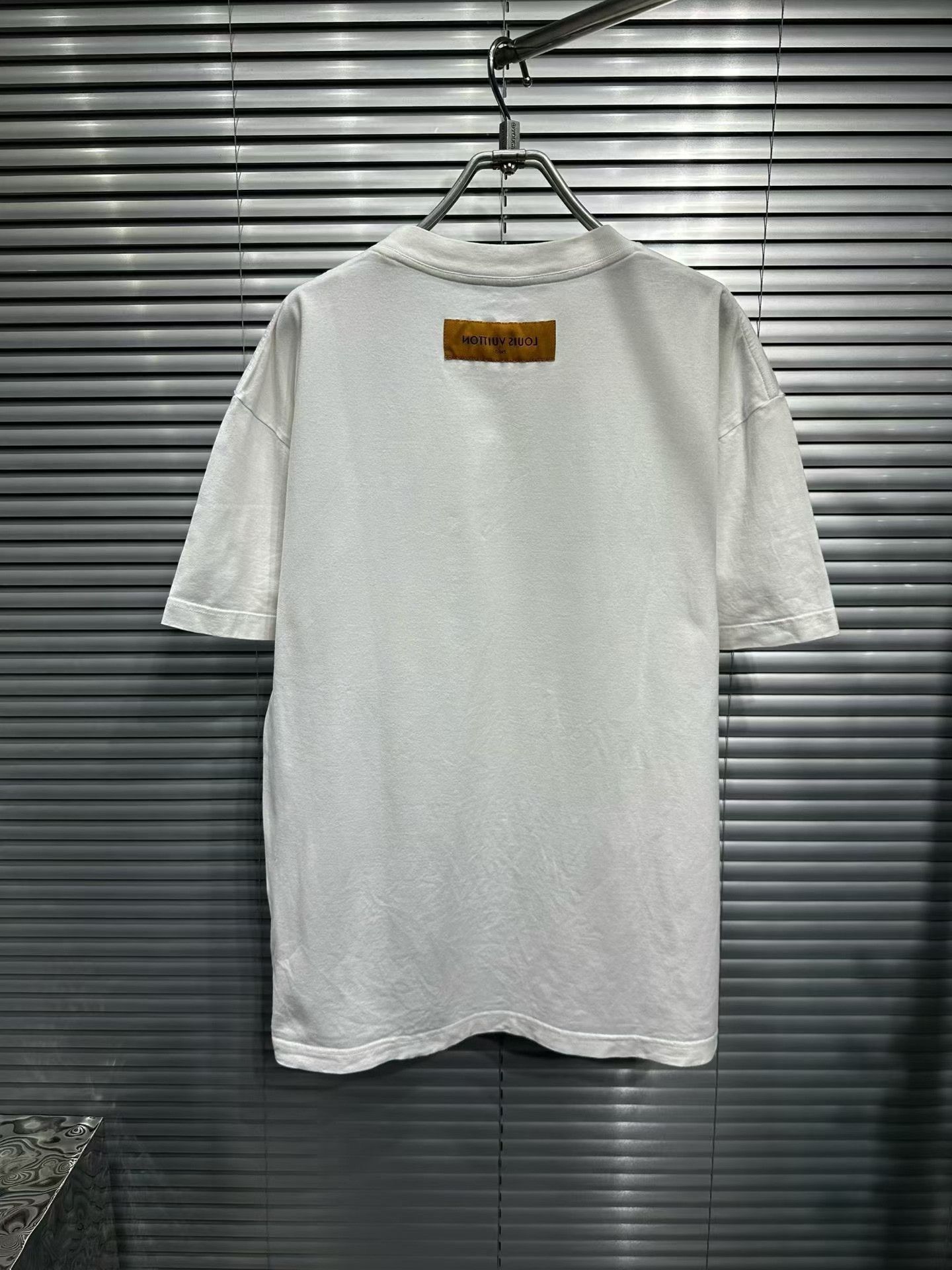 Louis Vuitton Louis Vuitton Bird Ribbon Printed T-Shirt Size M Size US M / EU 48-50 / 2 - 4 Thumbnail