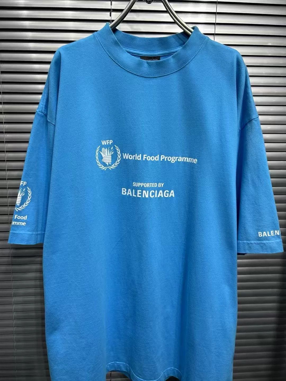 Balenciaga Balenciaga x WFP Logo T-Shirt Blue XL Size US XL / EU 56 / 4 - 4 Thumbnail