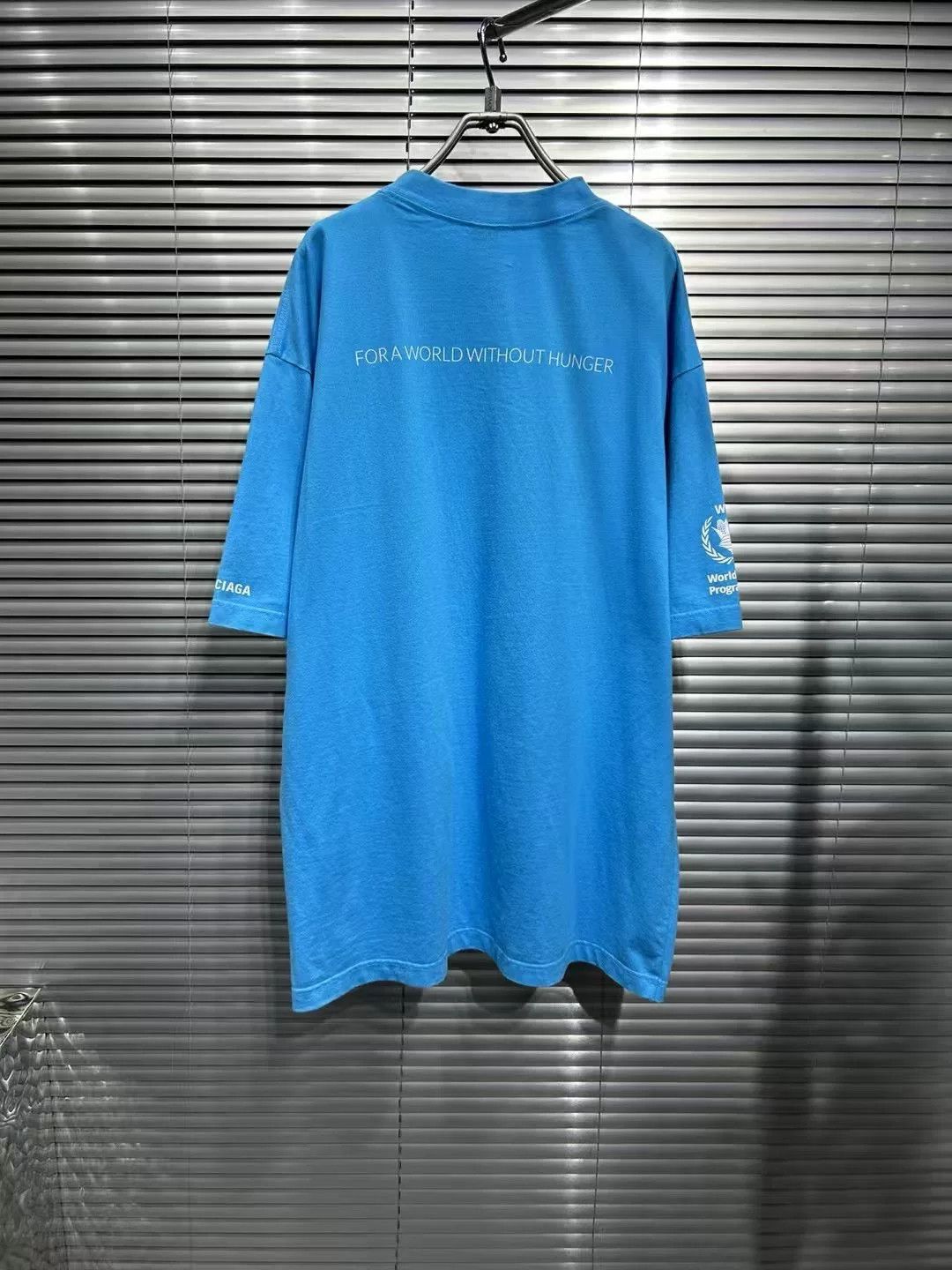 Balenciaga Balenciaga x WFP Logo T-Shirt Blue XL Size US XL / EU 56 / 4 - 3 Thumbnail
