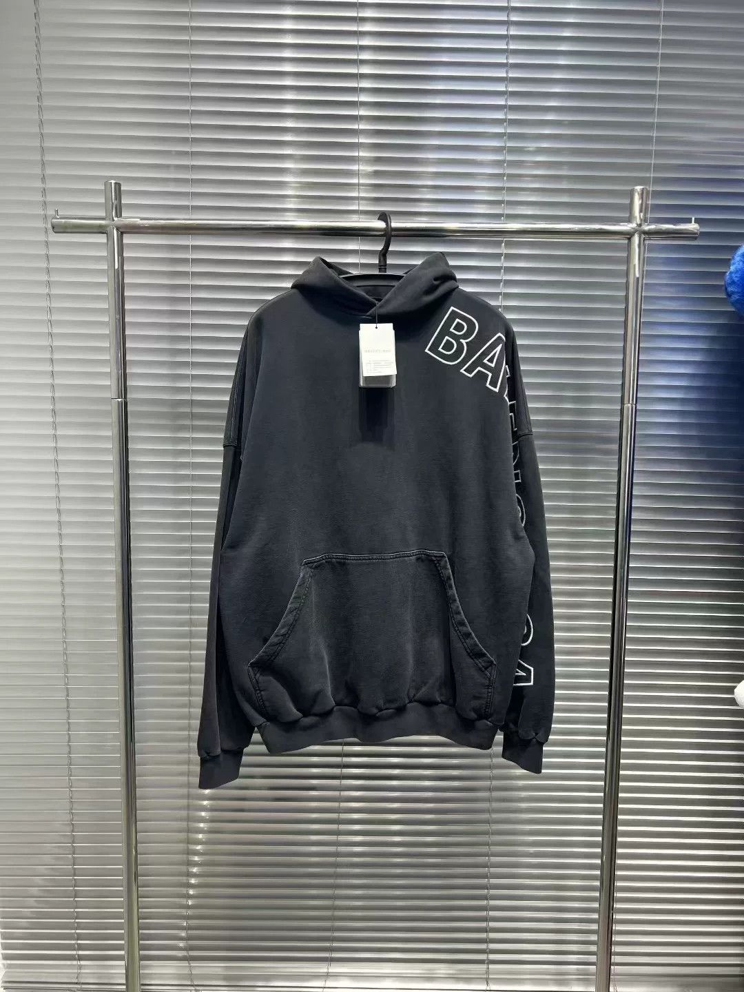 Balenciaga Balenciaga Sleeve Logo Embroidered Hoodie Size 2 Size US M / EU 48-50 / 2 - 2 Thumbnail