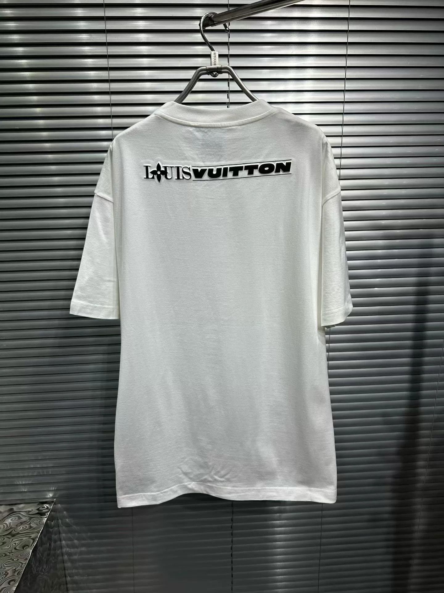 Louis Vuitton Louis Vuitton America's Cup Logo T-Shirt L Size US L / EU 52-54 / 3 - 3 Thumbnail