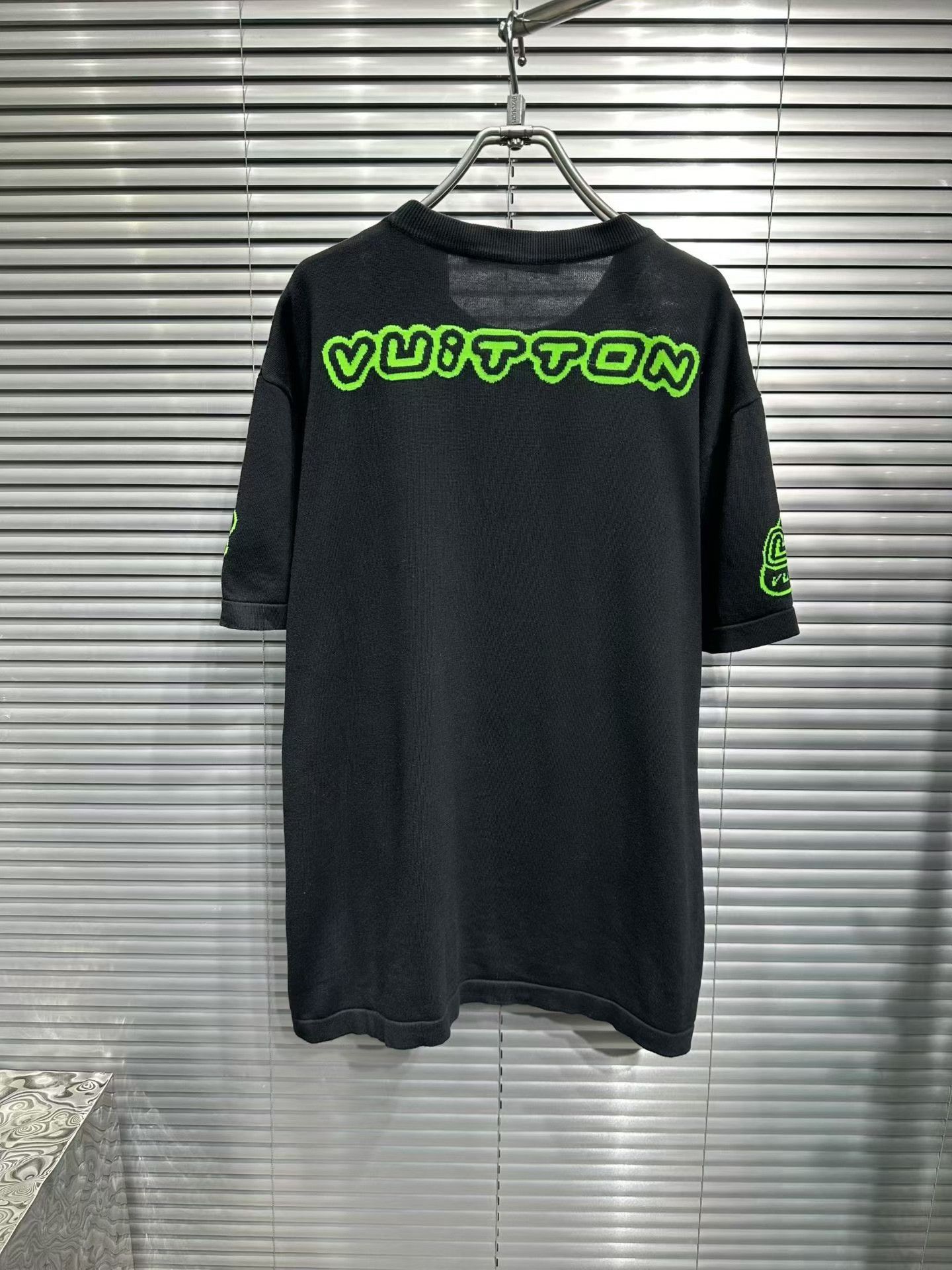 Louis Vuitton Louis Vuitton 1854 Graphic Knit T-Shirt Size M Size US M / EU 48-50 / 2 - 3 Thumbnail