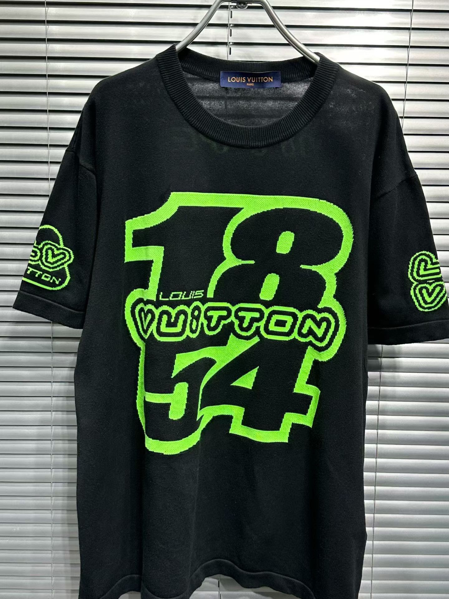 Louis Vuitton Louis Vuitton 1854 Graphic Knit T-Shirt Size M Size US M / EU 48-50 / 2 - 4 Thumbnail