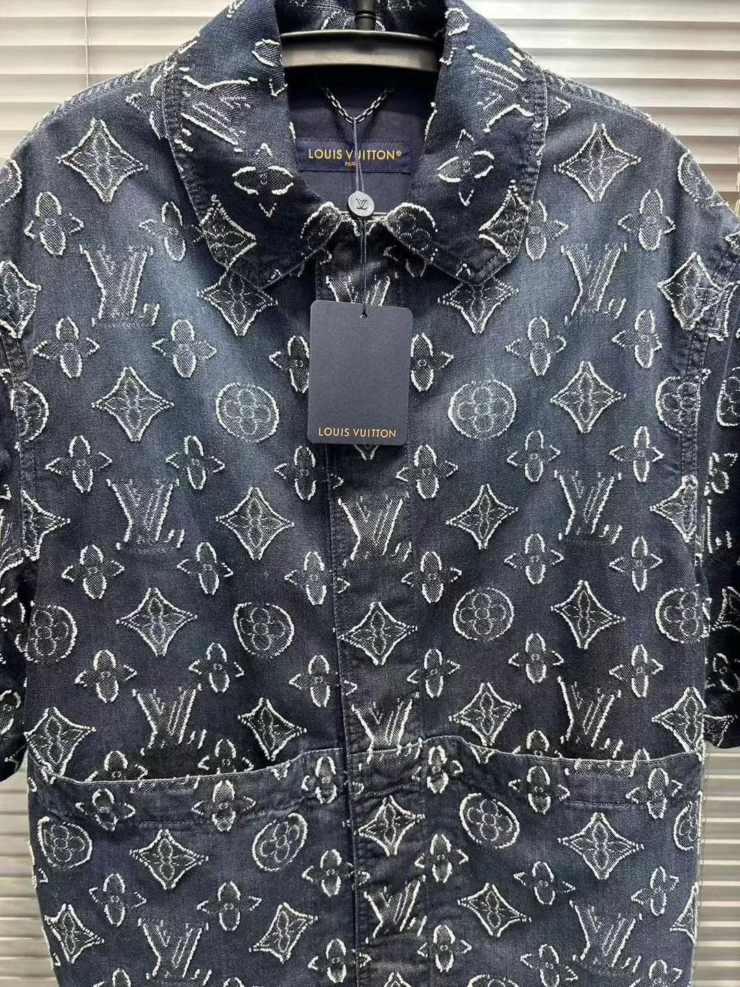 Louis Vuitton Louis Vuitton Monogram Denim Short Sleeve Shirt S Size US S / EU 44-46 / 1 - 4 Thumbnail