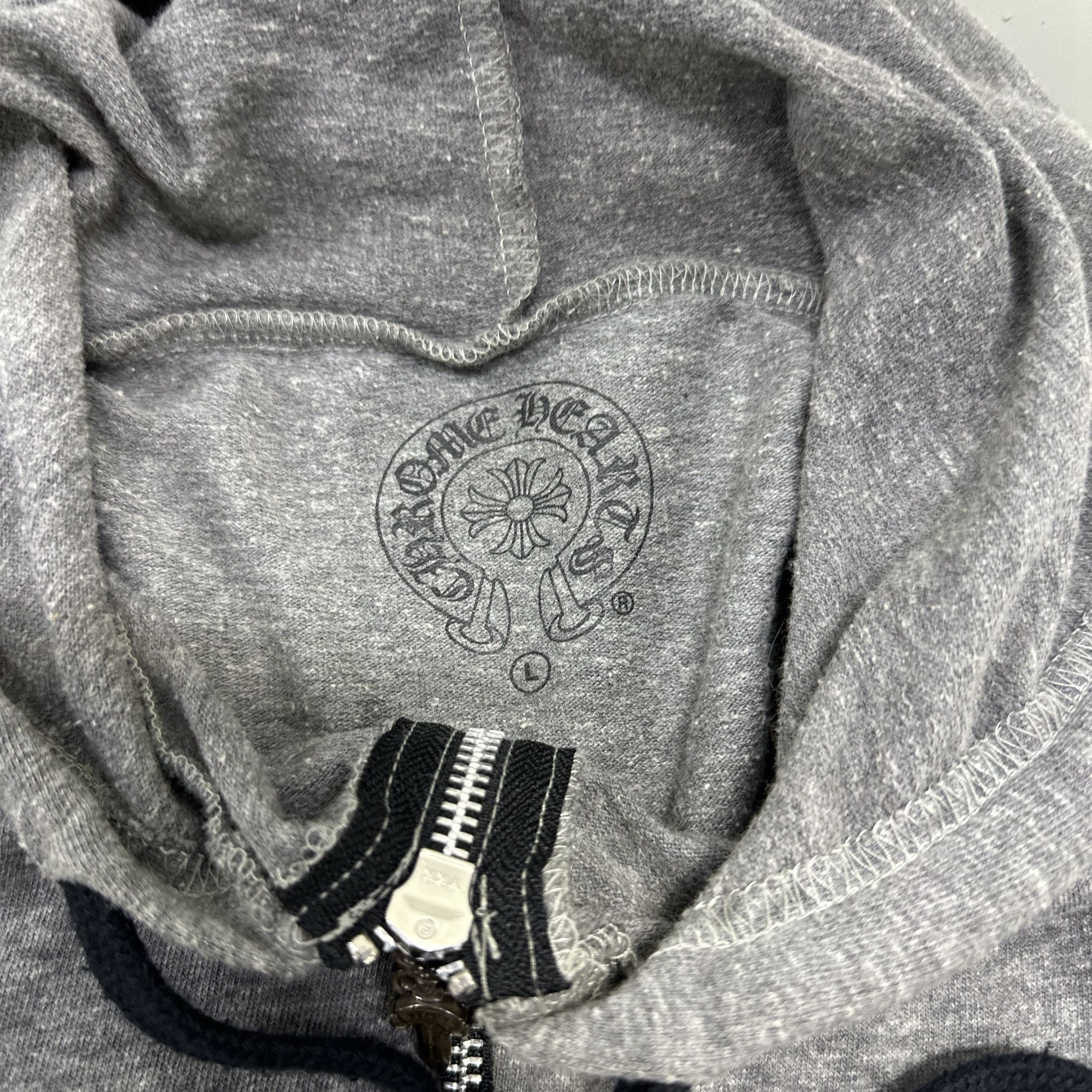 Chrome Hearts Chrome Hearts Script Logo Zip Up Hoodie Size L Size US L / EU 52-54 / 3 - 3 Thumbnail