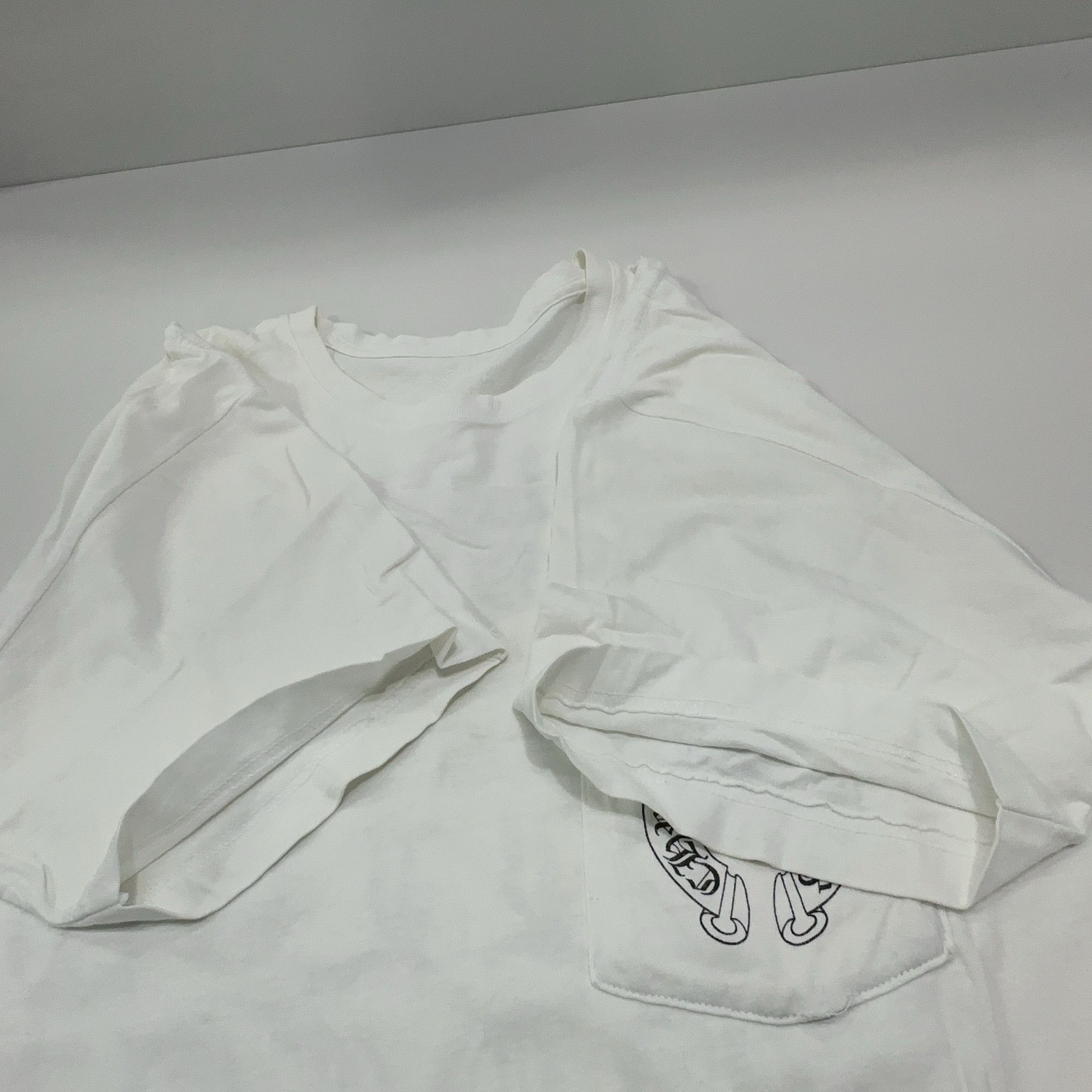 Chrome Hearts Chrome Hearts Hollywood Script Pocket T-Shirt Size L Size US L / EU 52-54 / 3 - 17 Thumbnail