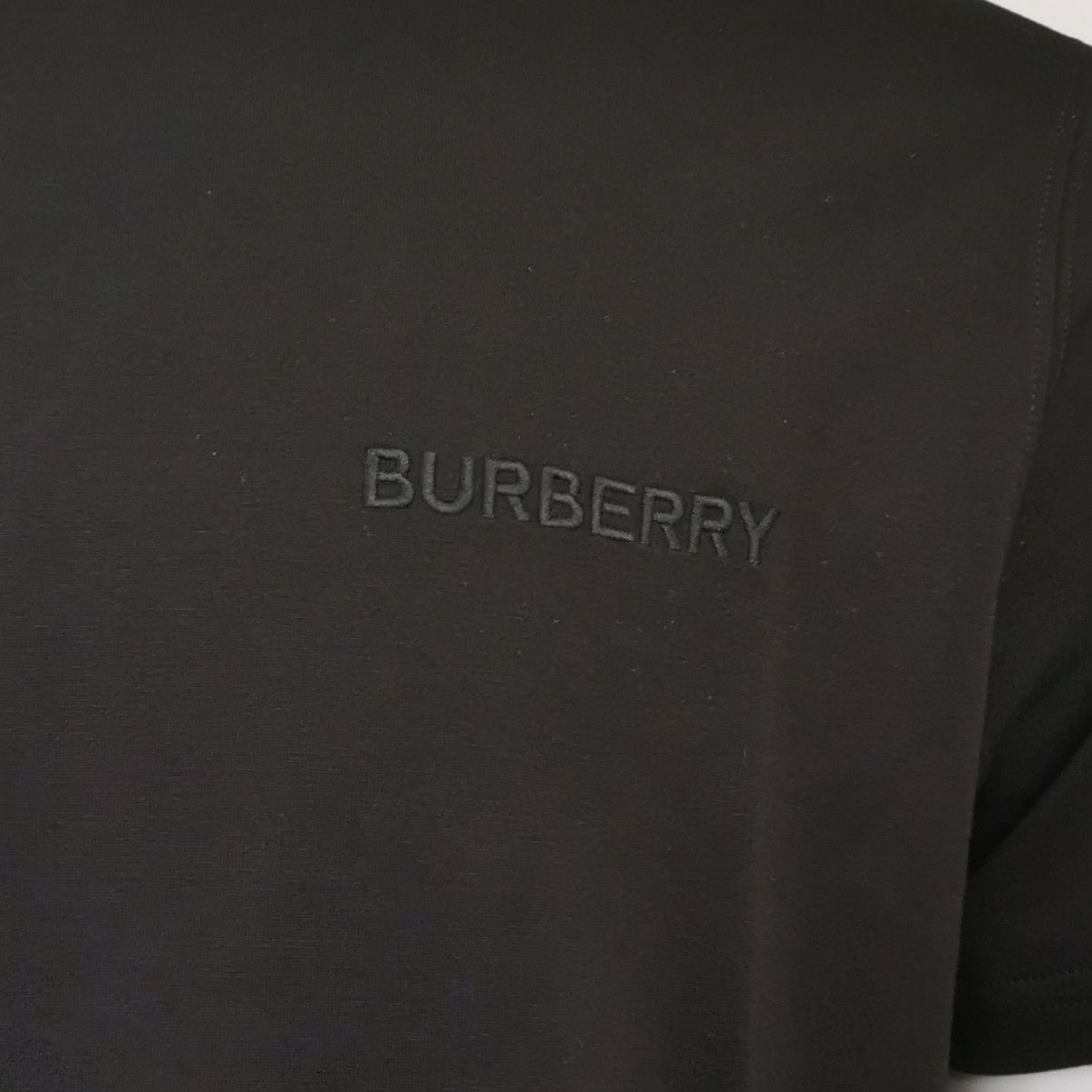 Burberry Burberry Men m Short Sleeve Shirts Size US M / EU 48-50 / 2 - 3 Thumbnail