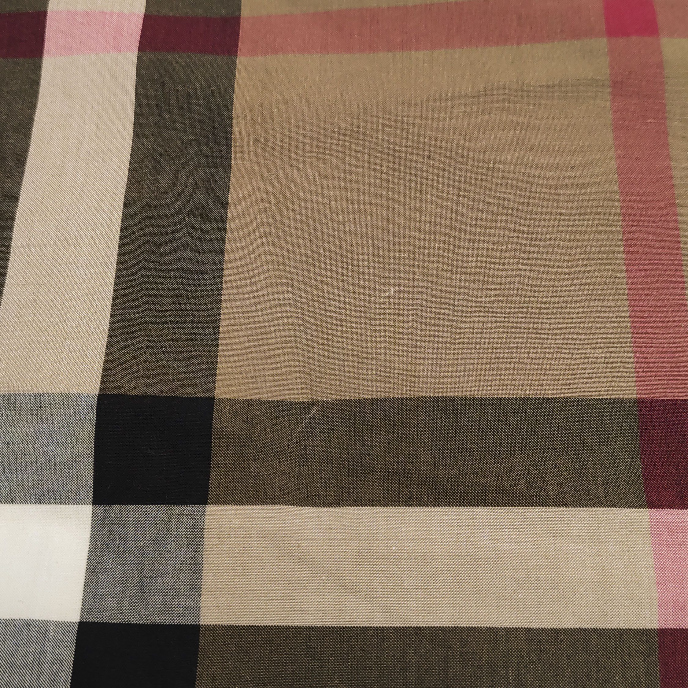 Burberry Burberry Men xl Button Ups Size US XL / EU 56 / 4 - 11 Thumbnail