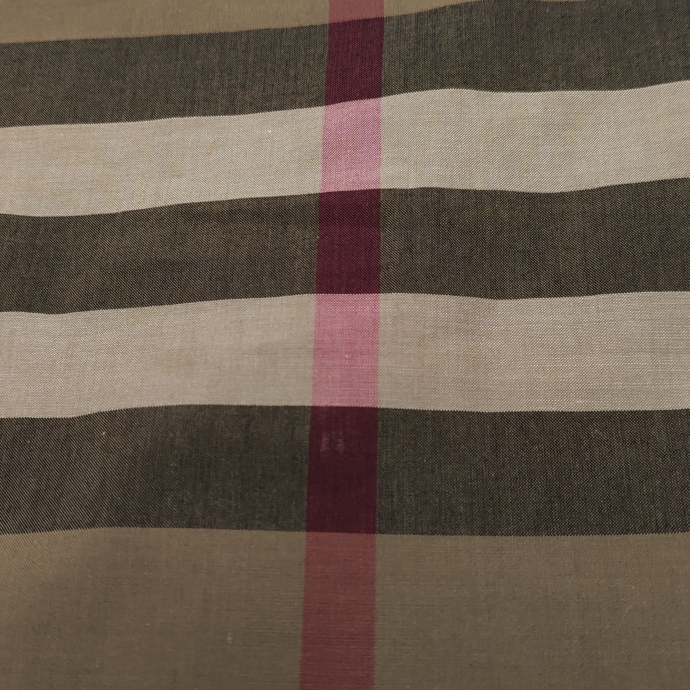 Burberry Burberry Men xl Button Ups Size US XL / EU 56 / 4 - 10 Thumbnail