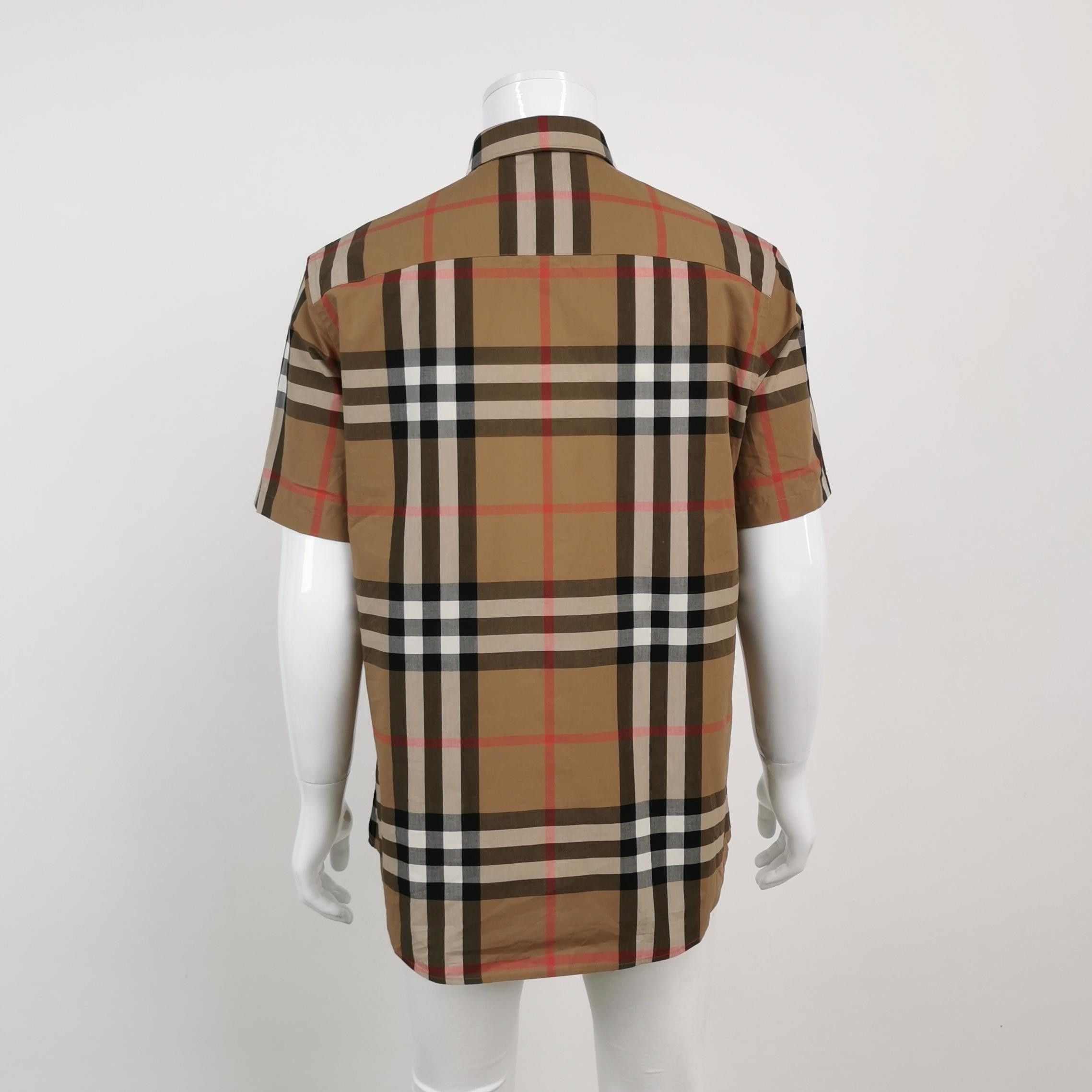 Burberry Burberry Men xl Button Ups Size US XL / EU 56 / 4 - 2 Thumbnail