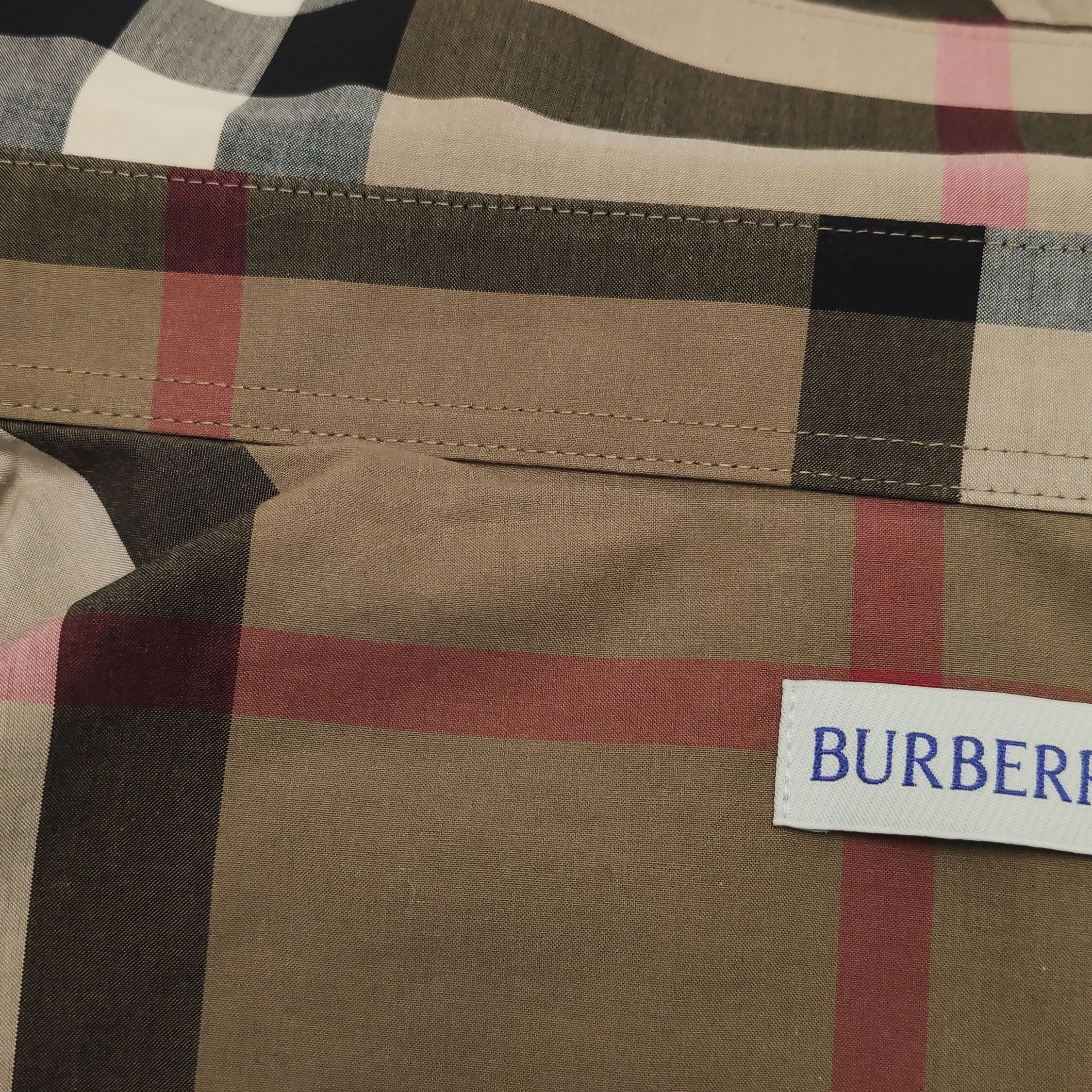 Burberry Burberry Men xl Button Ups Size US XL / EU 56 / 4 - 11 Thumbnail