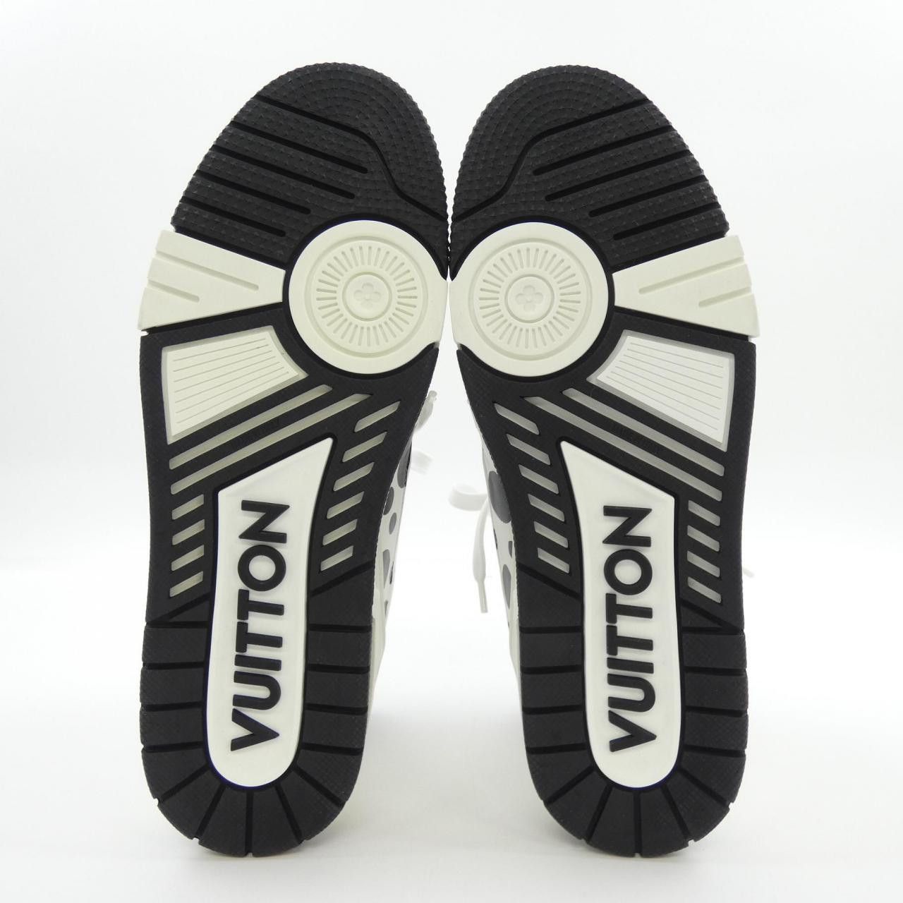 Louis Vuitton Louis Vuitton Louis Vuitton LV Trainer Sneakers Plastic / Synthetic Shoes DUTY FREE for USA Size ONE SIZE - 4 Thumbnail