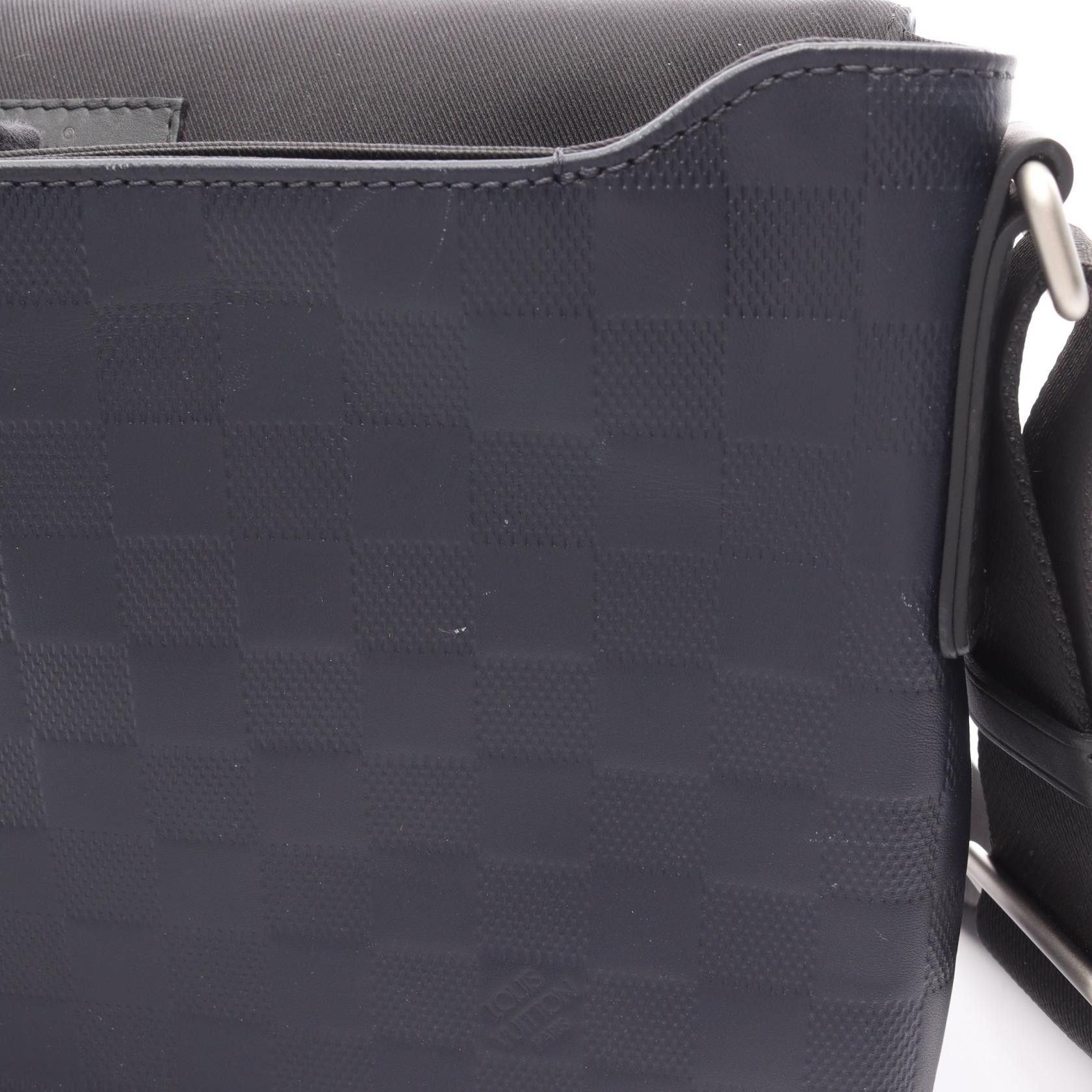 Louis Vuitton Louis Vuitton Louis Vuitton District PM Damier Infini Leather Shoulder Bag Leather Shoulder Bag N41285 DUTY FREE for USA Size ONE SIZE - 6 Thumbnail