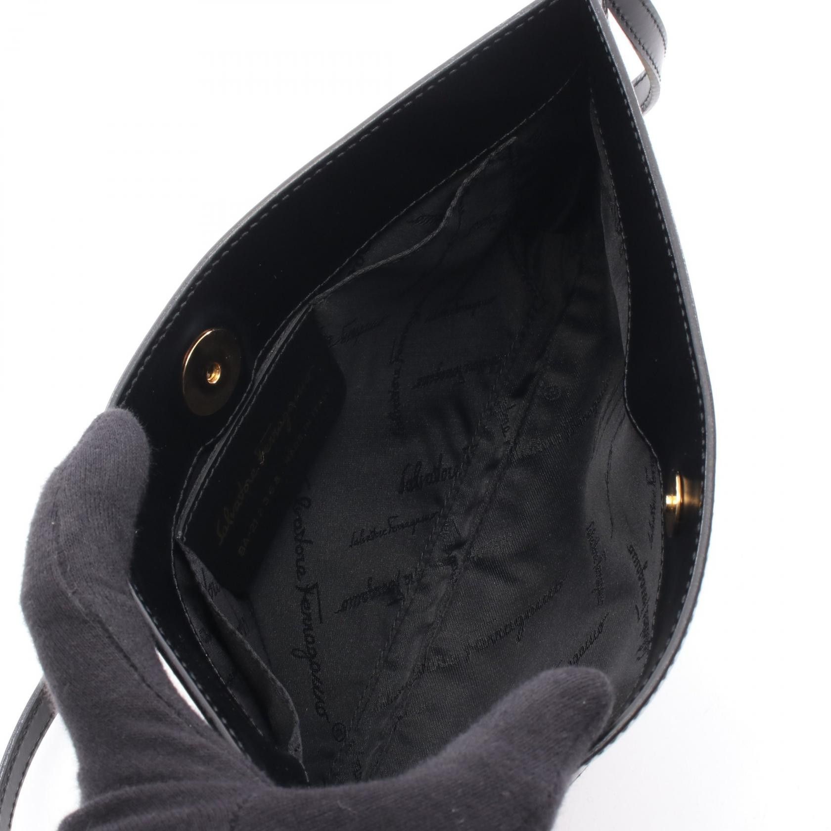 Salvatore Ferragamo Salvatore Ferragamo Salvatore Ferragamo Gancini Leather Mini Shoulder Bag Leather Shoulder Bag DUTY FREE for USA Size ONE SIZE - 3 Thumbnail