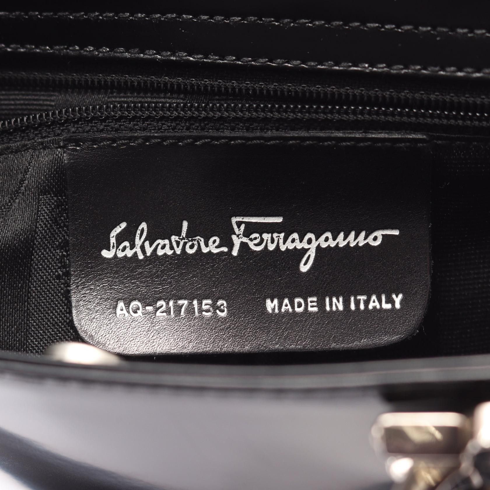 Salvatore Ferragamo Salvatore Ferragamo Salvatore Ferragamo Gancini Leather Handbag Leather Handbag DUTY FREE for USA Size ONE SIZE - 4 Thumbnail