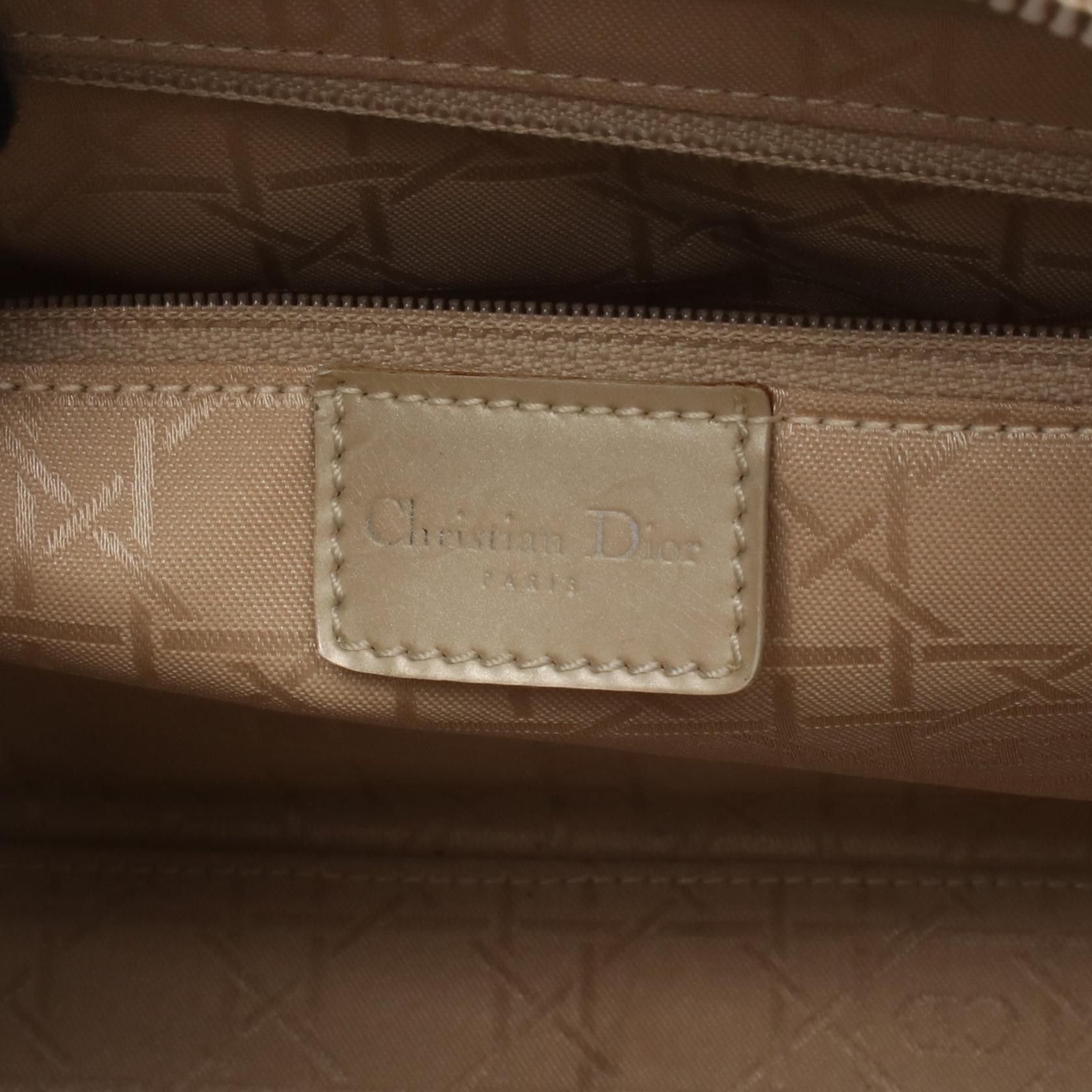 Dior Dior Christian Dior Maris Pearl Patent Leather Handbag Leather Handbag DUTY FREE for USA Size ONE SIZE - 4 Thumbnail