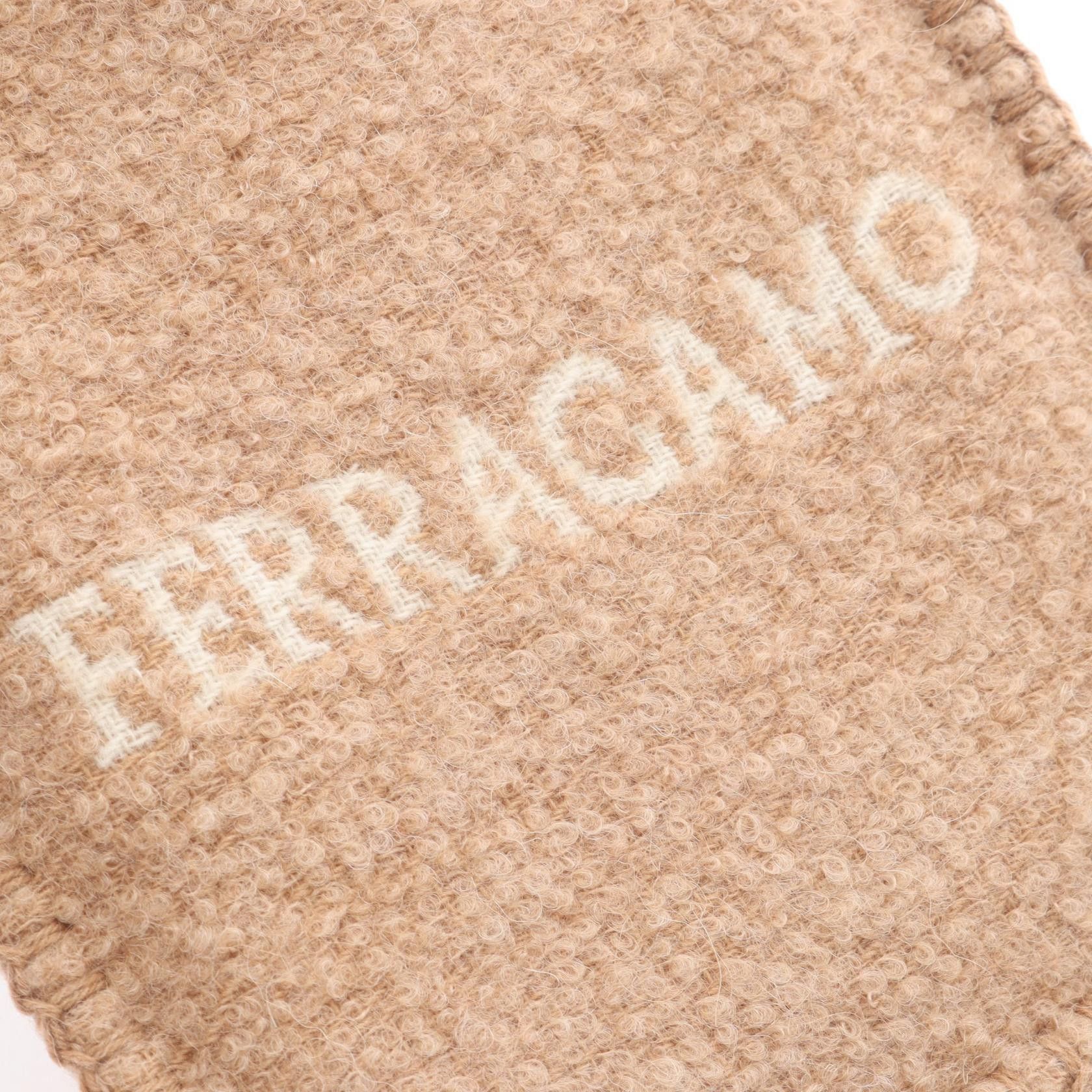 Salvatore Ferragamo Salvatore Ferragamo Salvatore Ferragamo Gancini Wool Hot Water Bottle Accessory Textile Other DUTY FREE for USA Size ONE SIZE - 3 Thumbnail