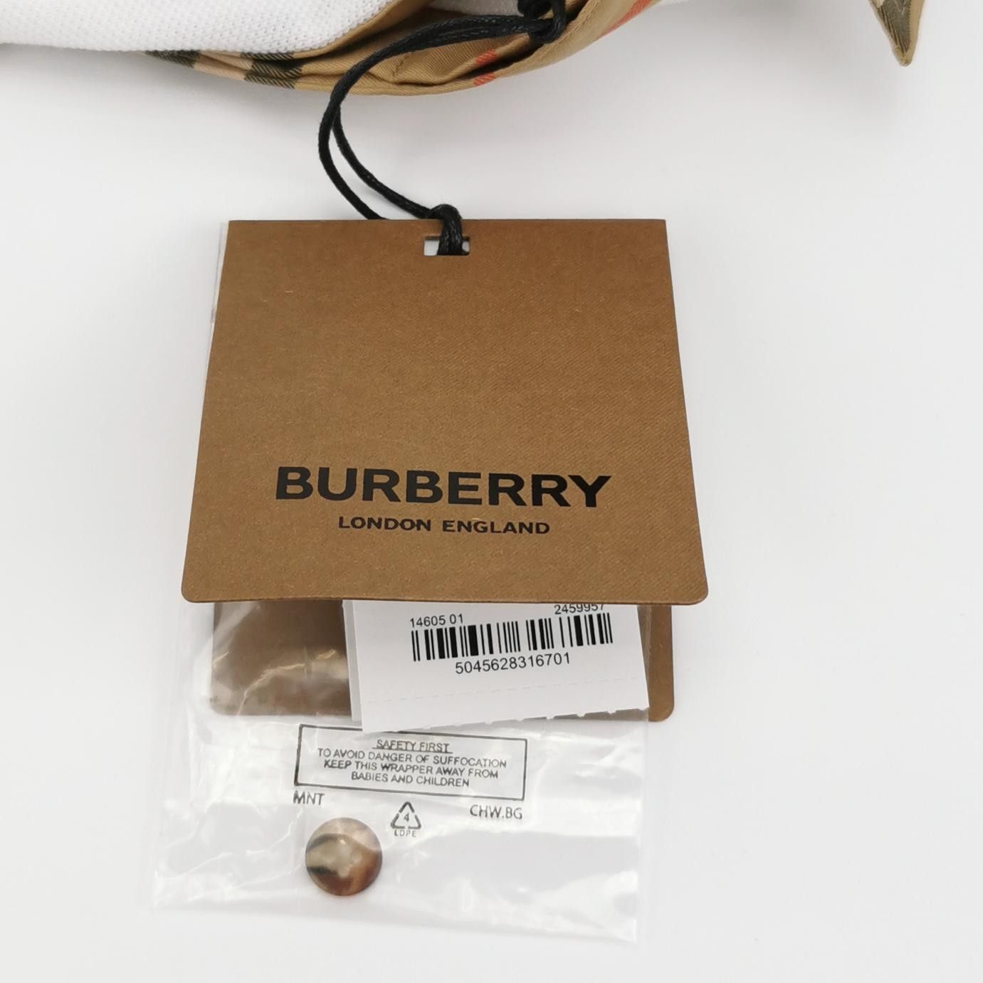 Burberry Burberry Men m Short Sleeve Shirts Size US M / EU 48-50 / 2 - 4 Thumbnail
