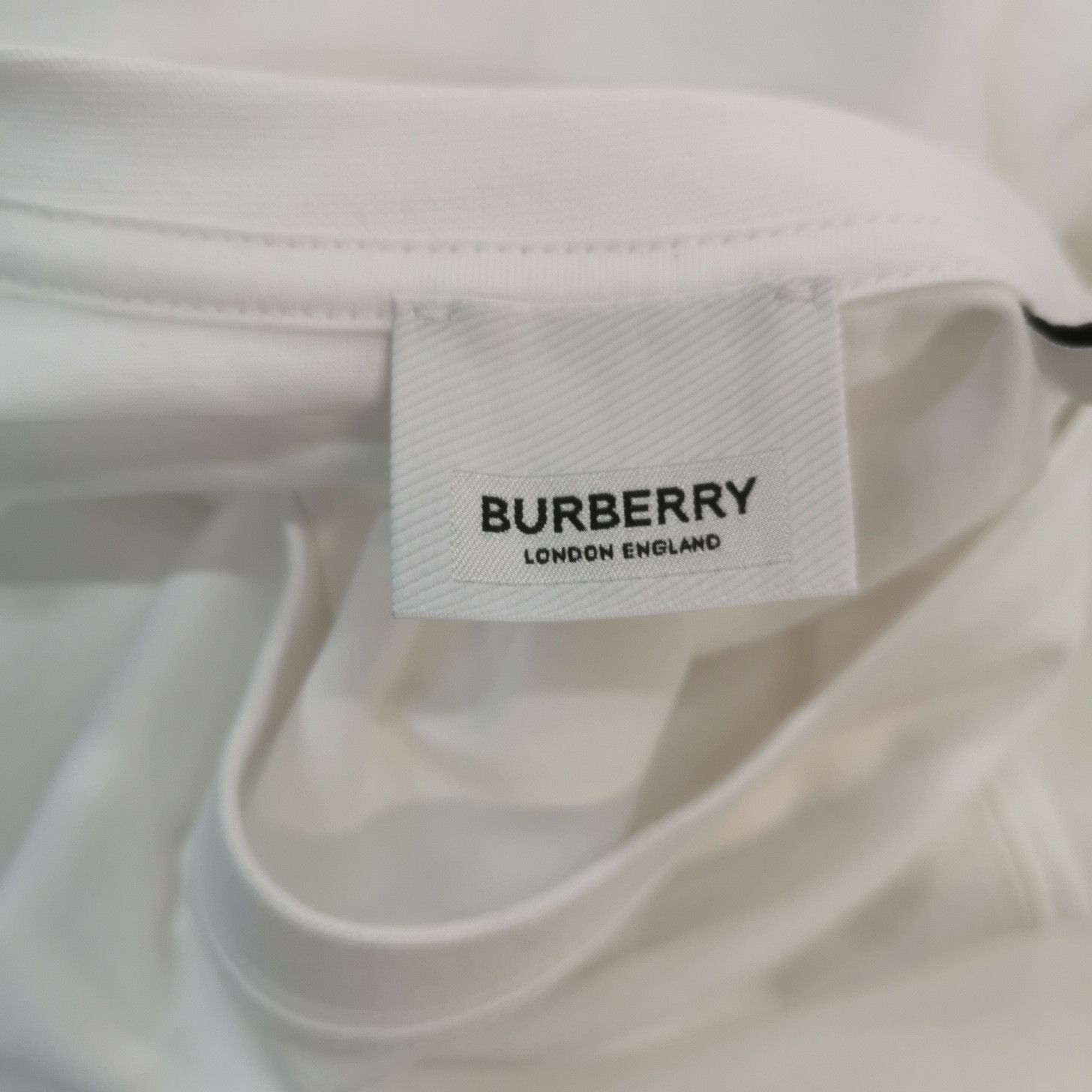 Burberry Burberry Men l Short Sleeve Shirts Size US L / EU 52-54 / 3 - 5 Thumbnail
