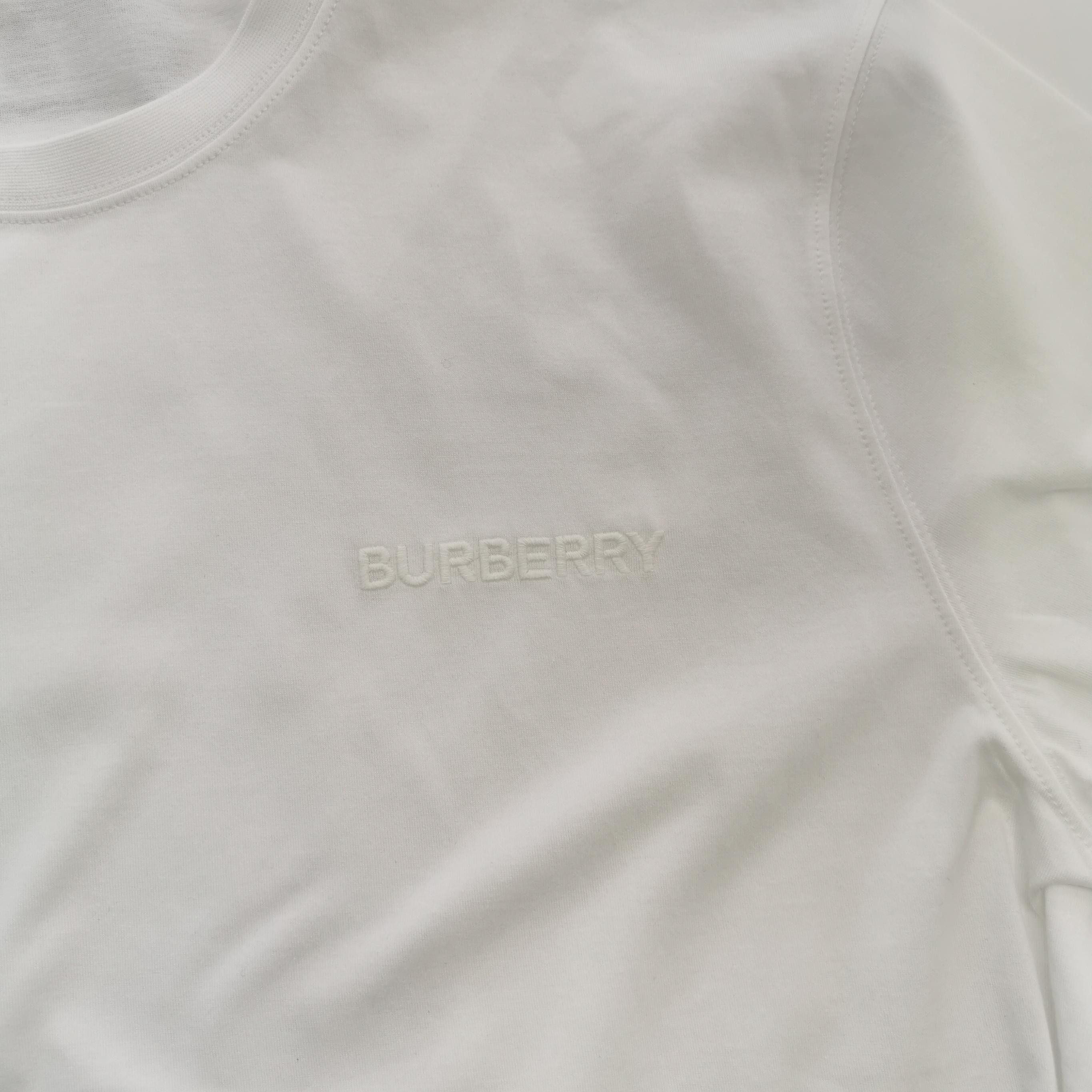 Burberry Burberry Men l Short Sleeve Shirts Size US L / EU 52-54 / 3 - 3 Thumbnail
