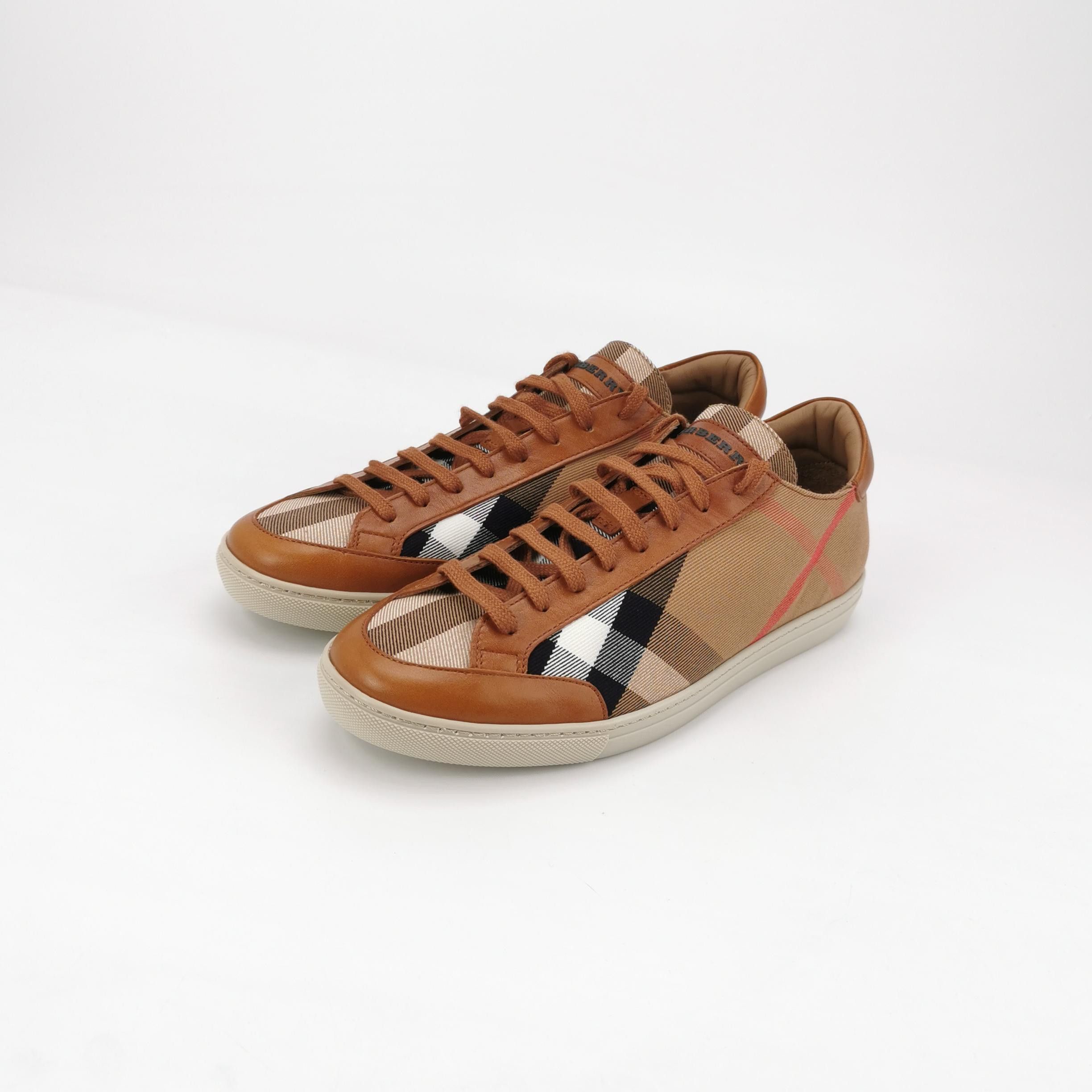 Burberry Burberry Men 8 Lowtop Sneakers Size US 8 / EU 41 - 2 Thumbnail