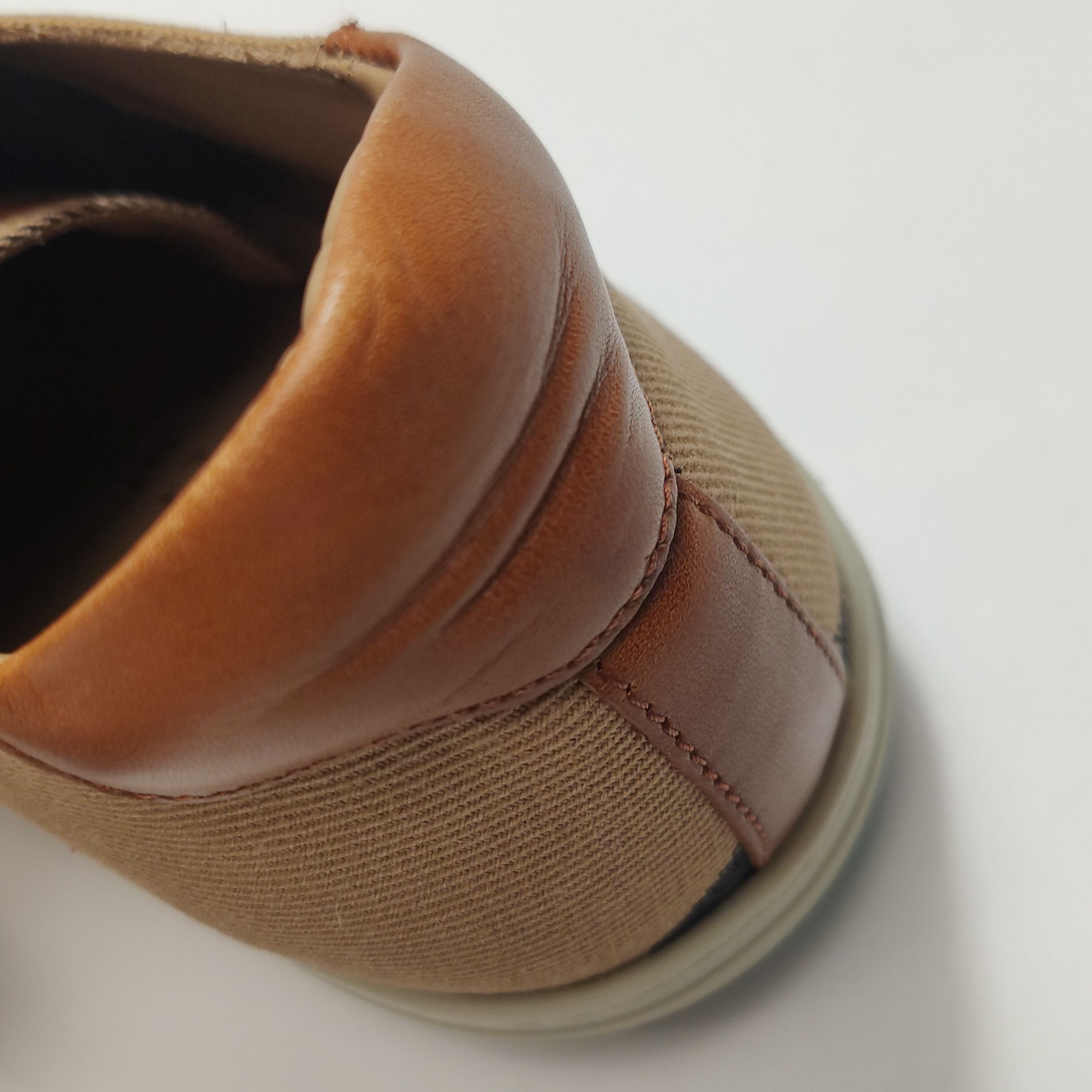Burberry Burberry Men 8 Lowtop Sneakers Size US 8 / EU 41 - 10 Thumbnail