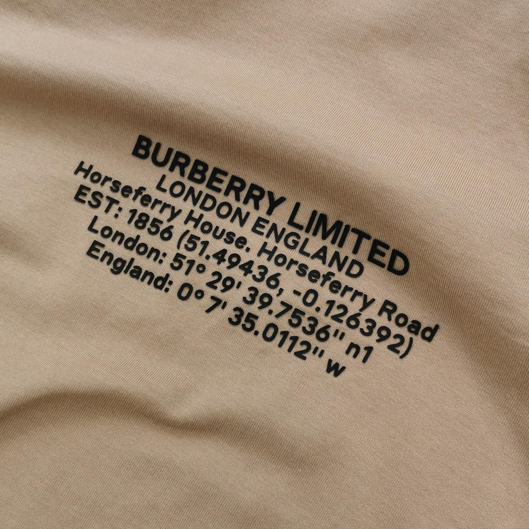 Burberry Burberry Men m Short Sleeve Shirts Size US M / EU 48-50 / 2 - 3 Thumbnail