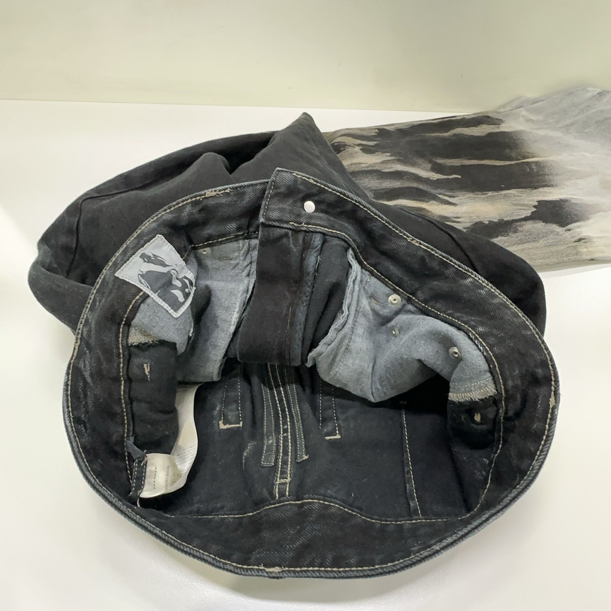 Rick Owens Drkshdw Rick Owens DRKSHDW Geth Cut Bleached Jeans 31 Size US 31 - 6 Thumbnail