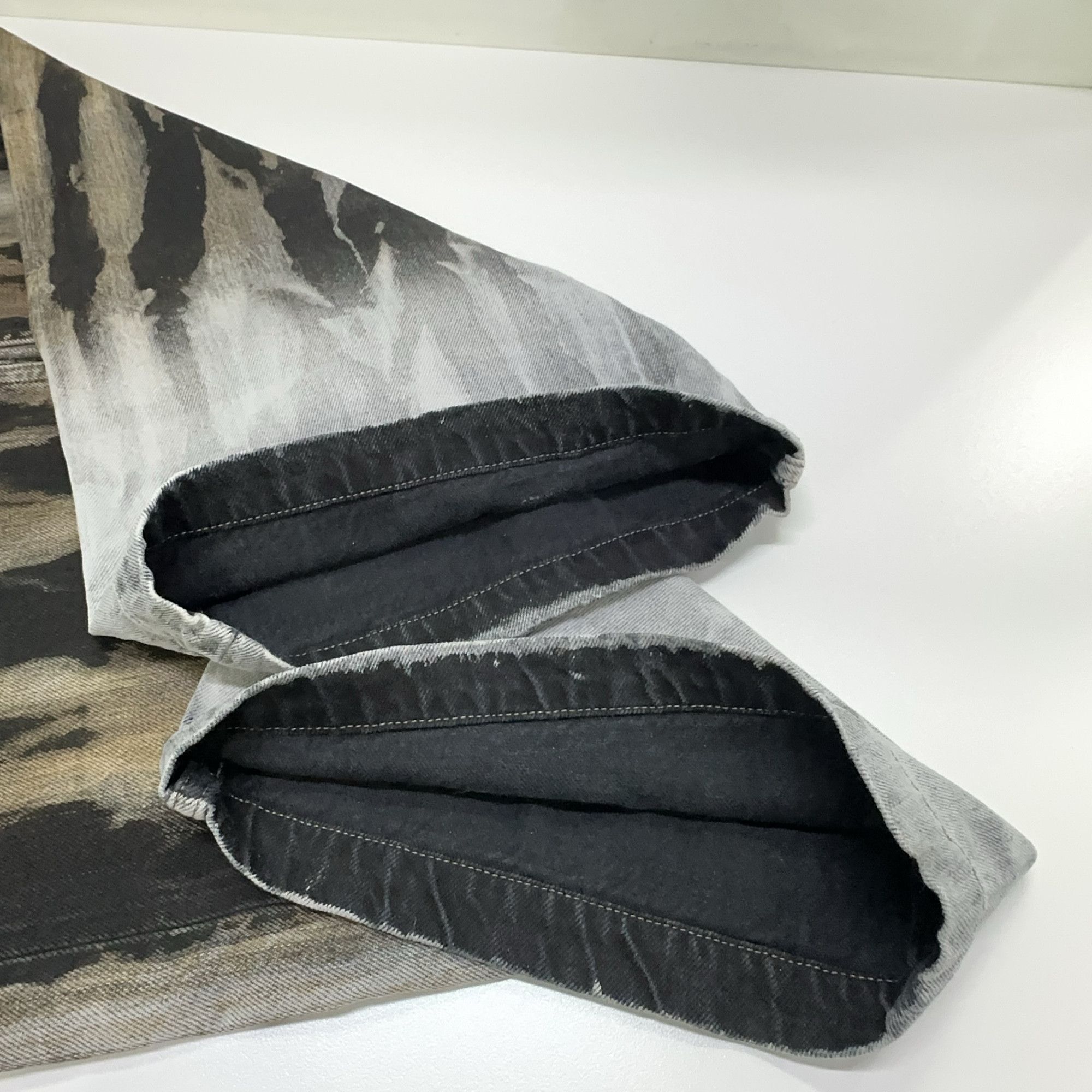 Rick Owens Drkshdw Rick Owens DRKSHDW Geth Cut Bleached Jeans 31 Size US 31 - 9 Thumbnail