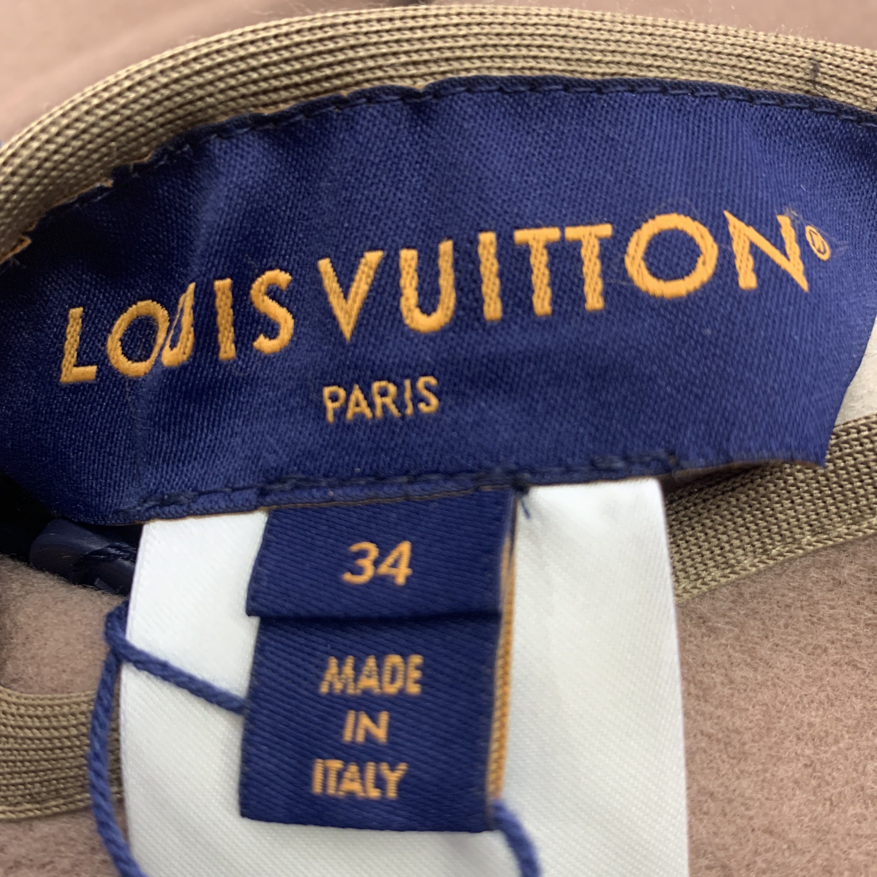 Louis Vuitton Louis Vuitton Monogram Double-Faced Wrap Jacket 34 Size XS / US 0-2 / IT 36-38 - 2 Thumbnail