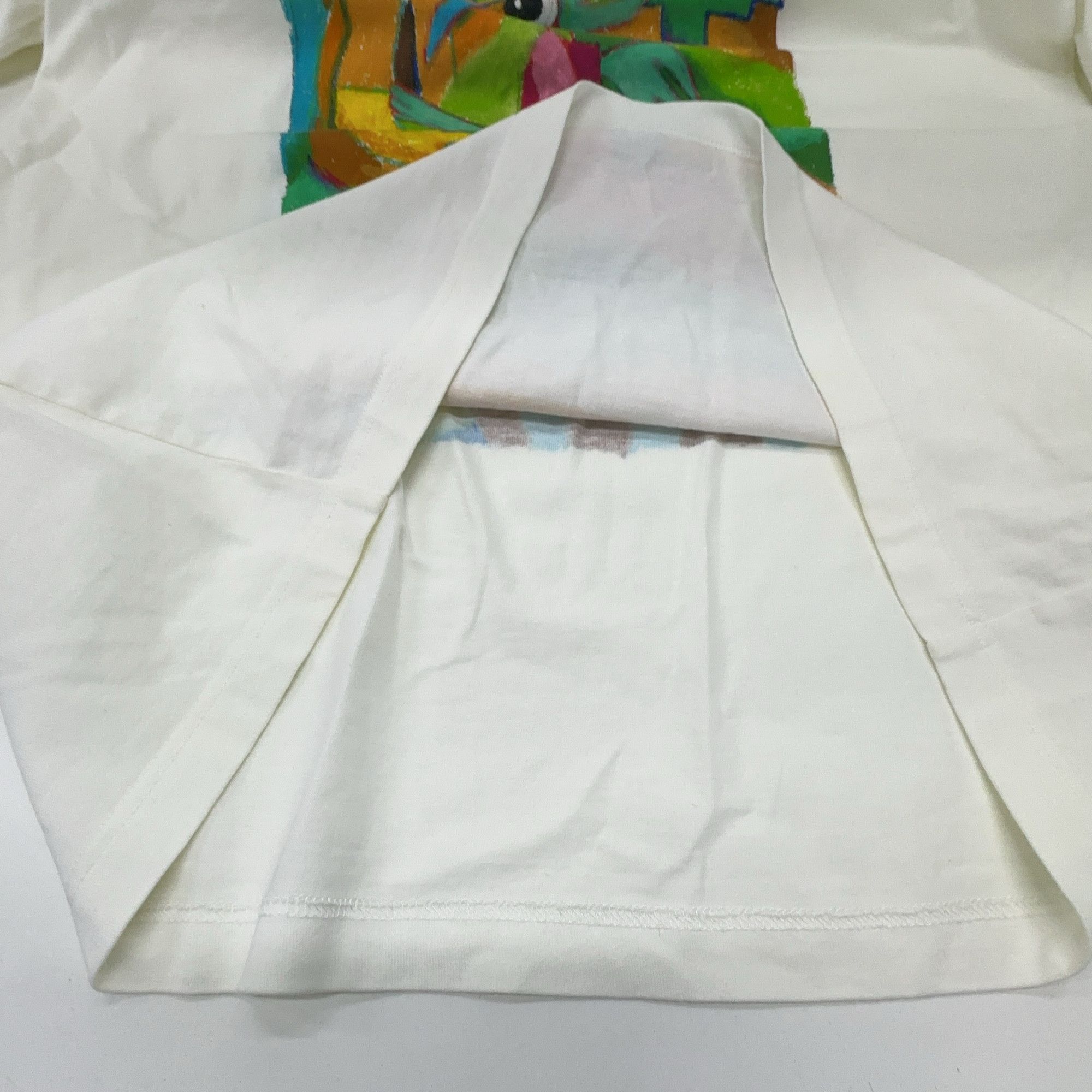 Louis Vuitton Louis Vuitton Graphic Print T-Shirt L Size US L / EU 52-54 / 3 - 8 Thumbnail