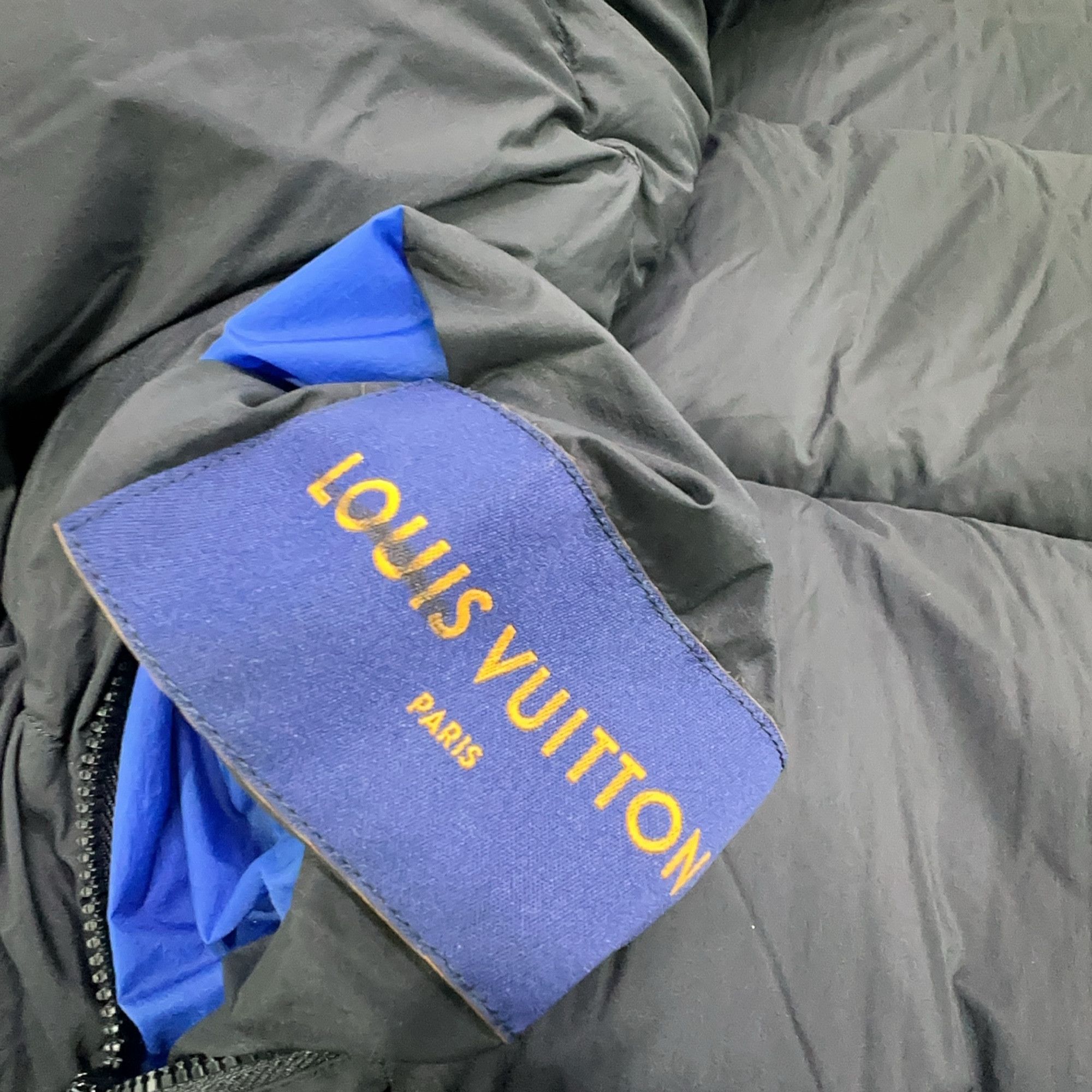 Louis Vuitton Louis Vuitton Reversible Logo Puffer Jacket 50 Size US M / EU 48-50 / 2 - 7 Thumbnail