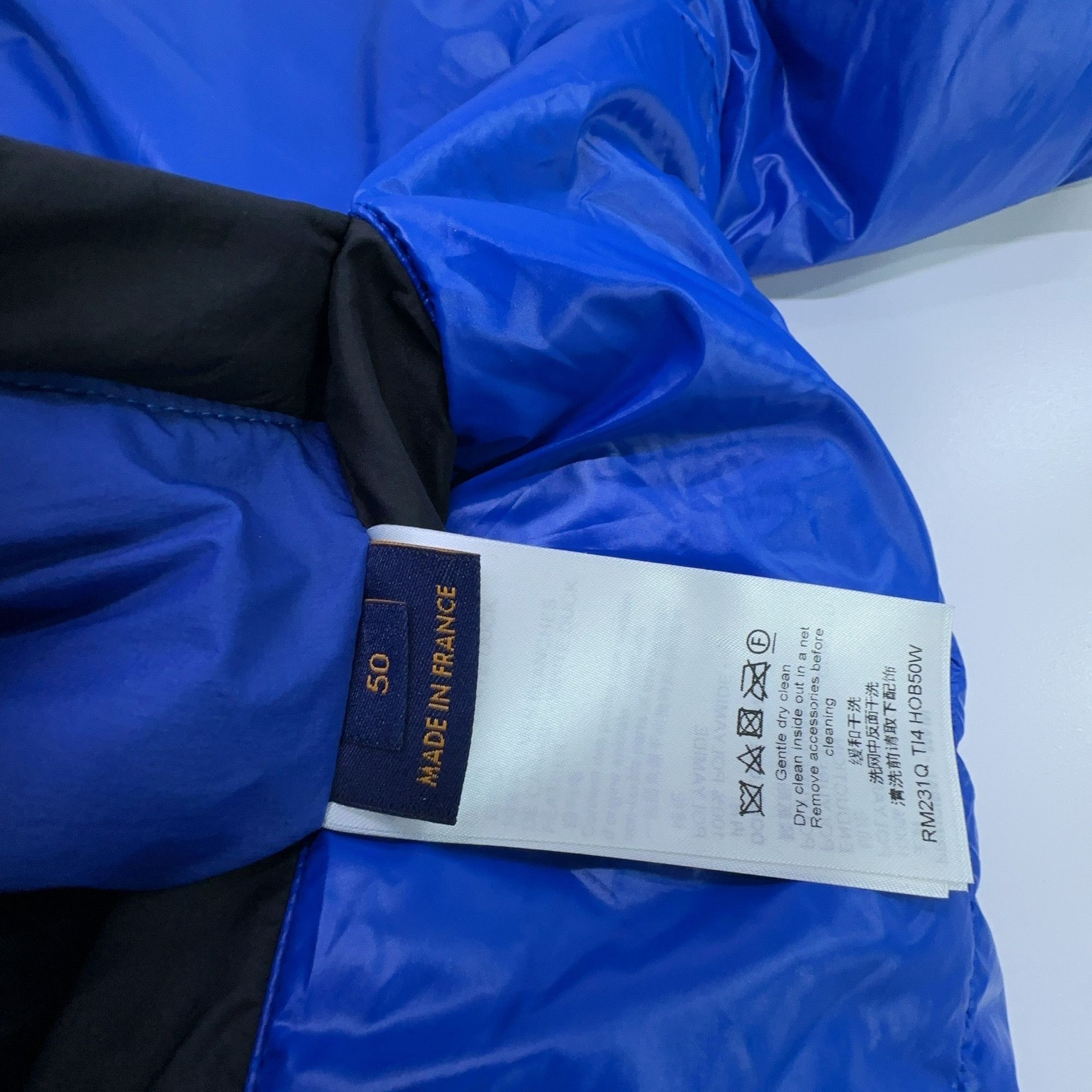 Louis Vuitton Louis Vuitton Reversible Logo Puffer Jacket 50 Size US M / EU 48-50 / 2 - 5 Thumbnail