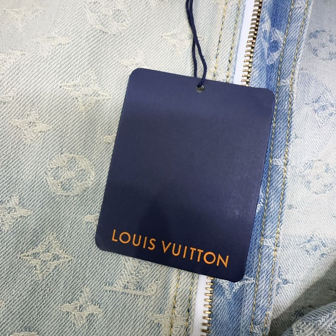 Louis Vuitton Louis Vuitton x NBA Monogram Denim Hooded Jacket 46 Size US S / EU 44-46 / 1 - 3 Thumbnail