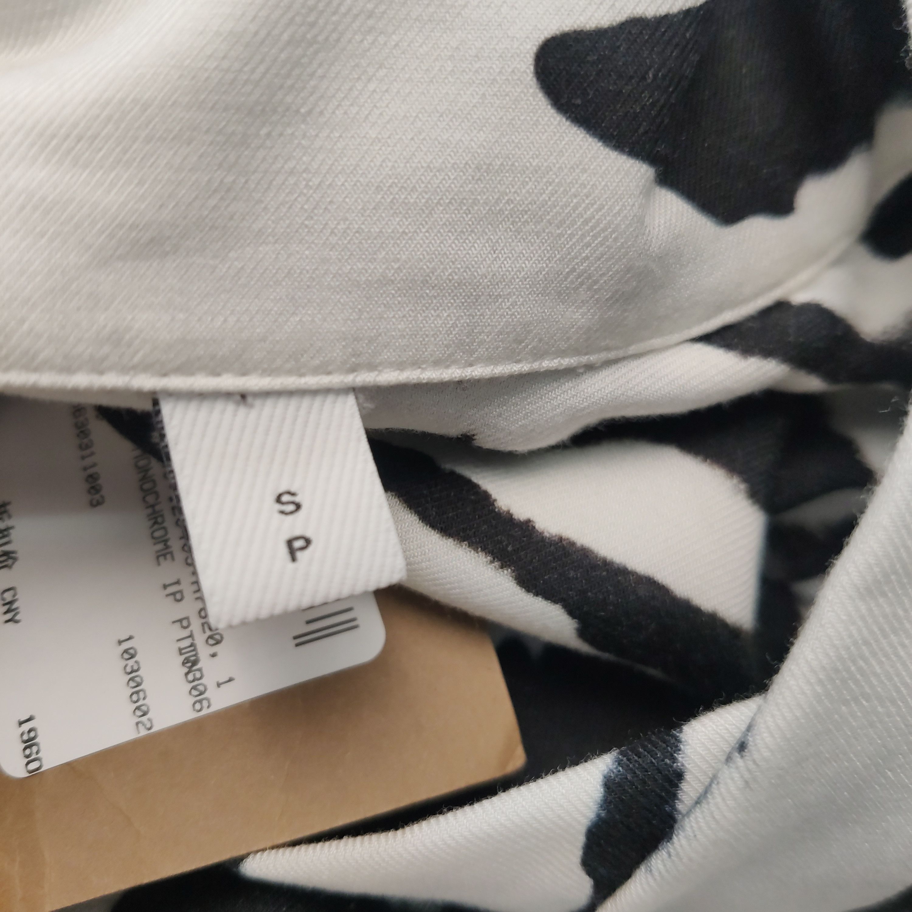 Burberry Burberry Men s Button Ups Size US S / EU 44-46 / 1 - 9 Thumbnail