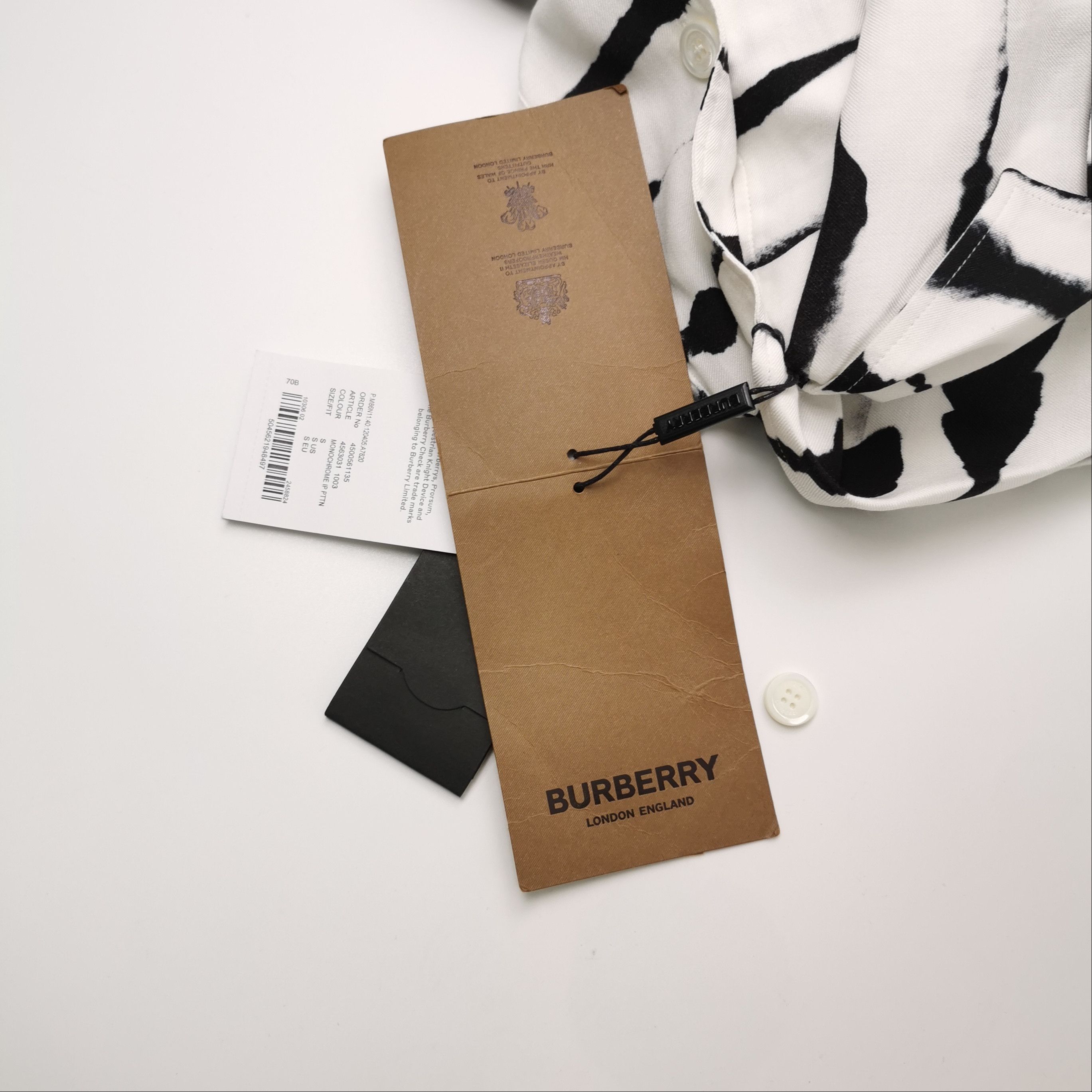 Burberry Burberry Men s Button Ups Size US S / EU 44-46 / 1 - 5 Thumbnail