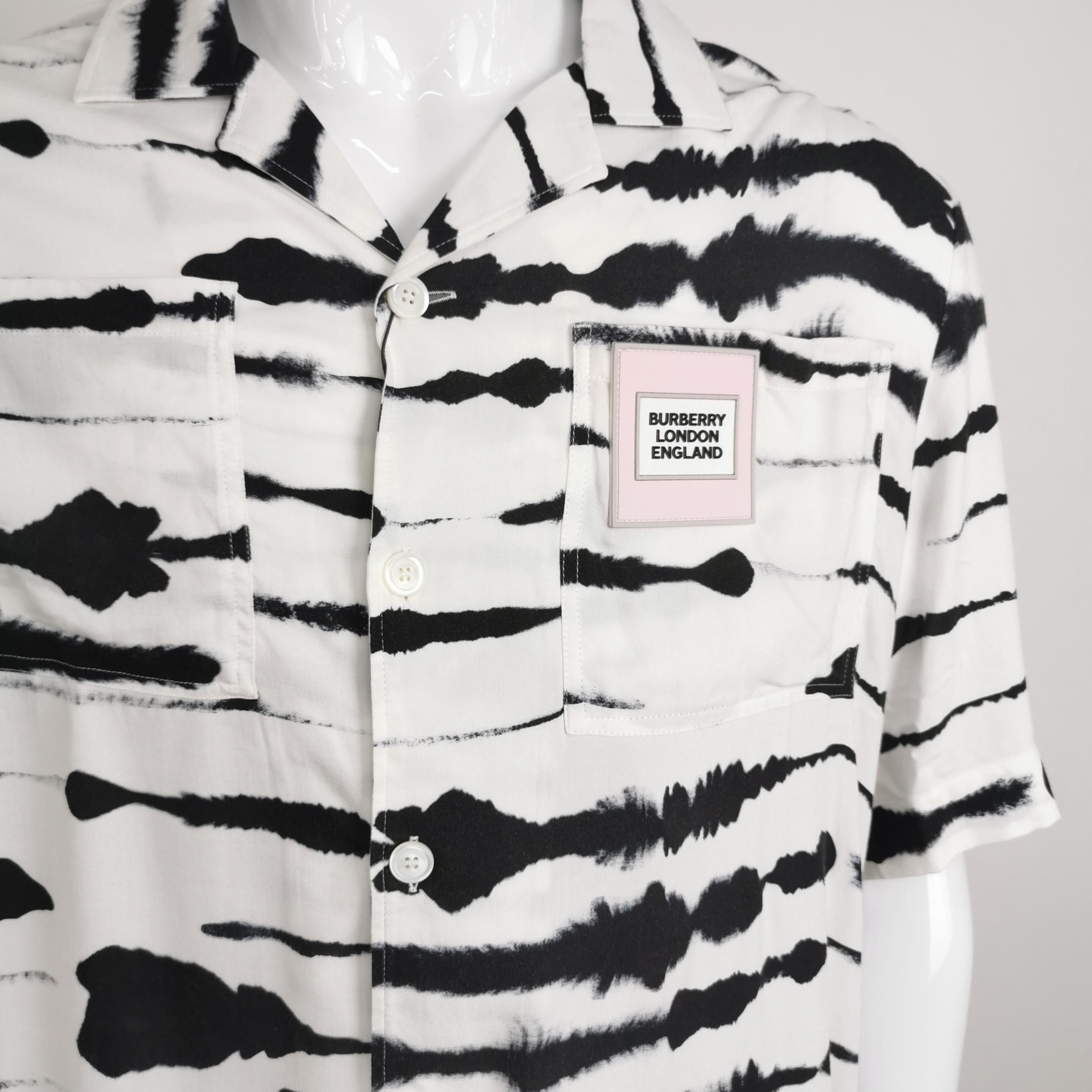 Burberry Burberry Men s Button Ups Size US S / EU 44-46 / 1 - 3 Thumbnail