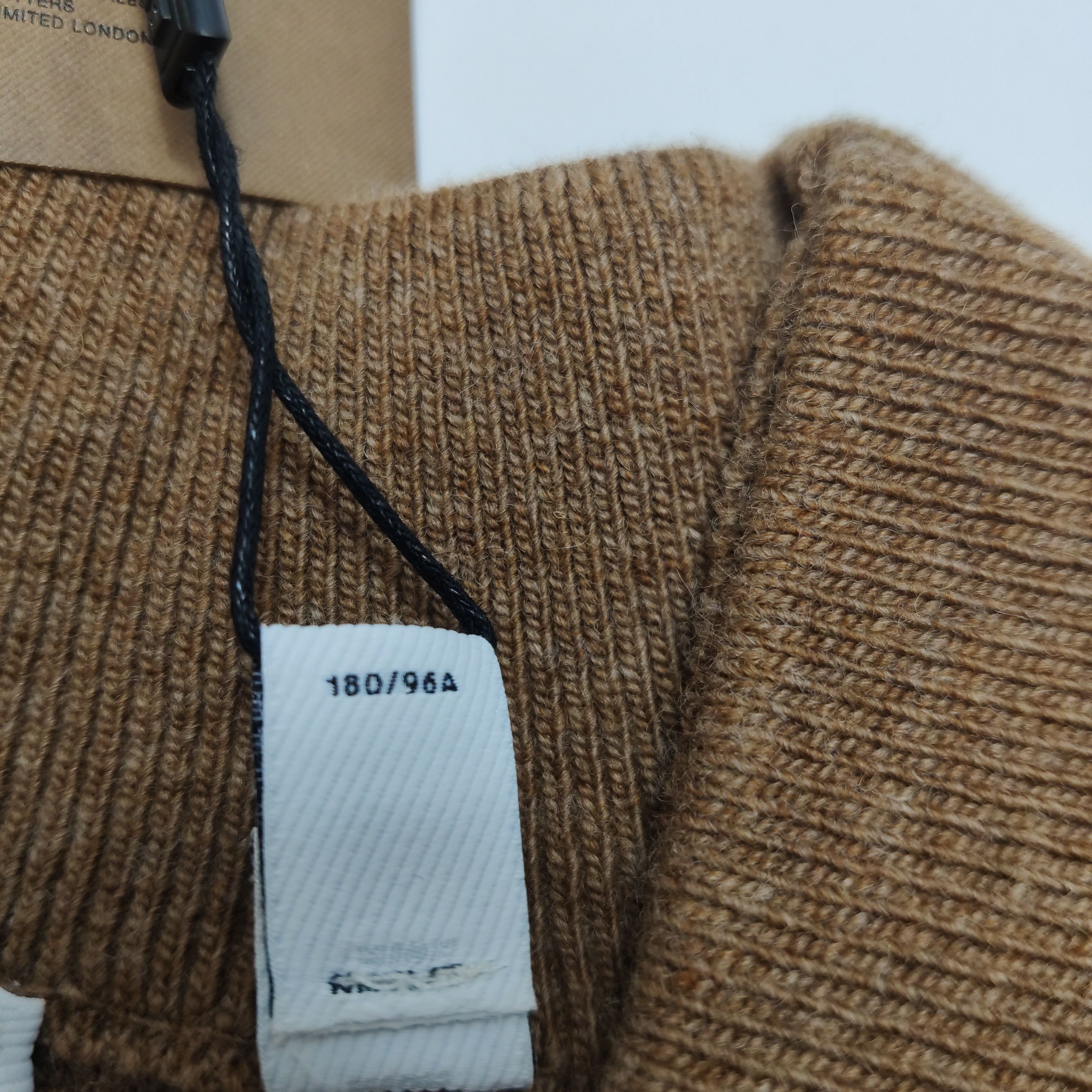 Burberry Burberry Men m Sweaters Knitwear Size US M / EU 48-50 / 2 - 7 Thumbnail
