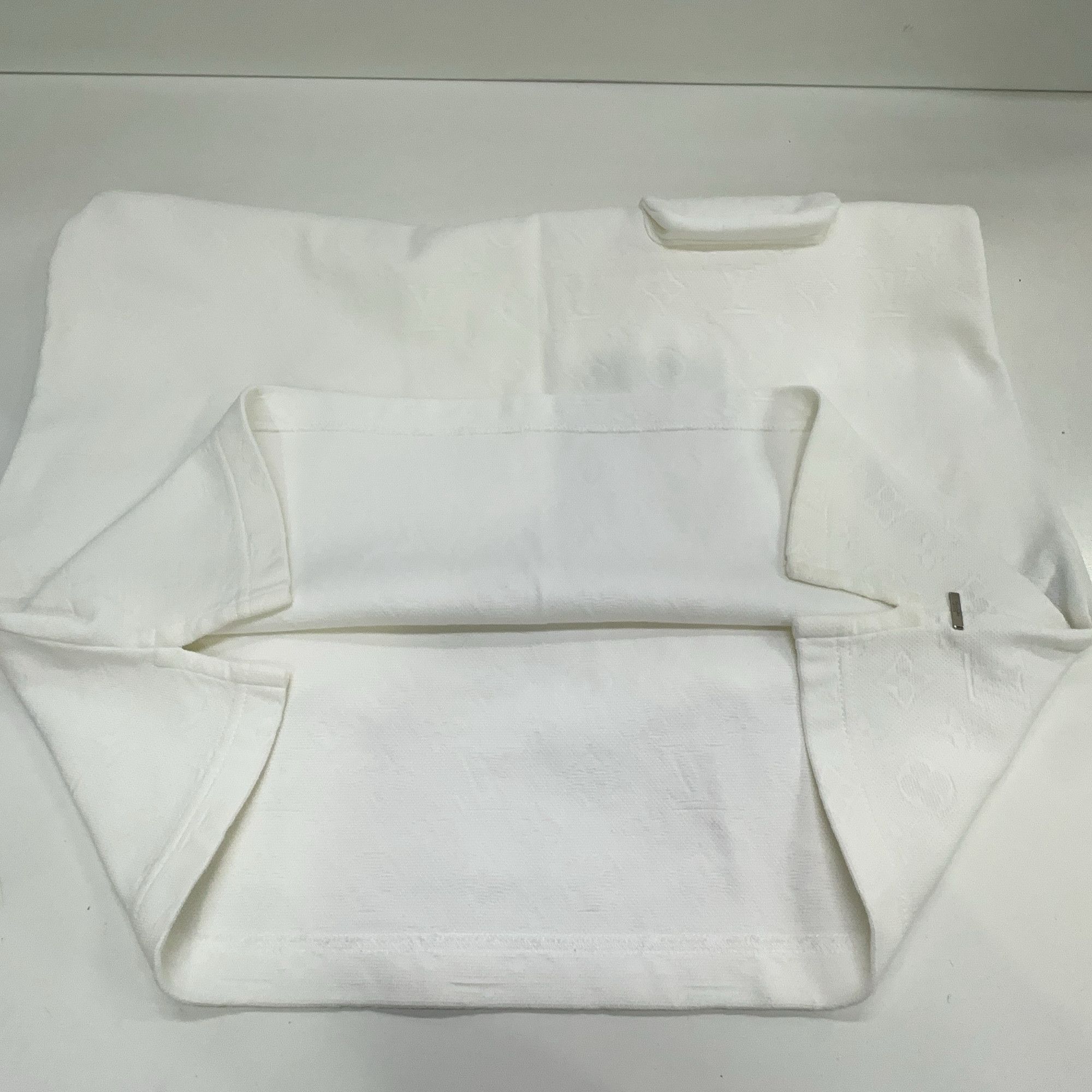 Louis Vuitton Louis Vuitton Monogram Textured Pocket T-Shirt M Size US M / EU 48-50 / 2 - 11 Thumbnail