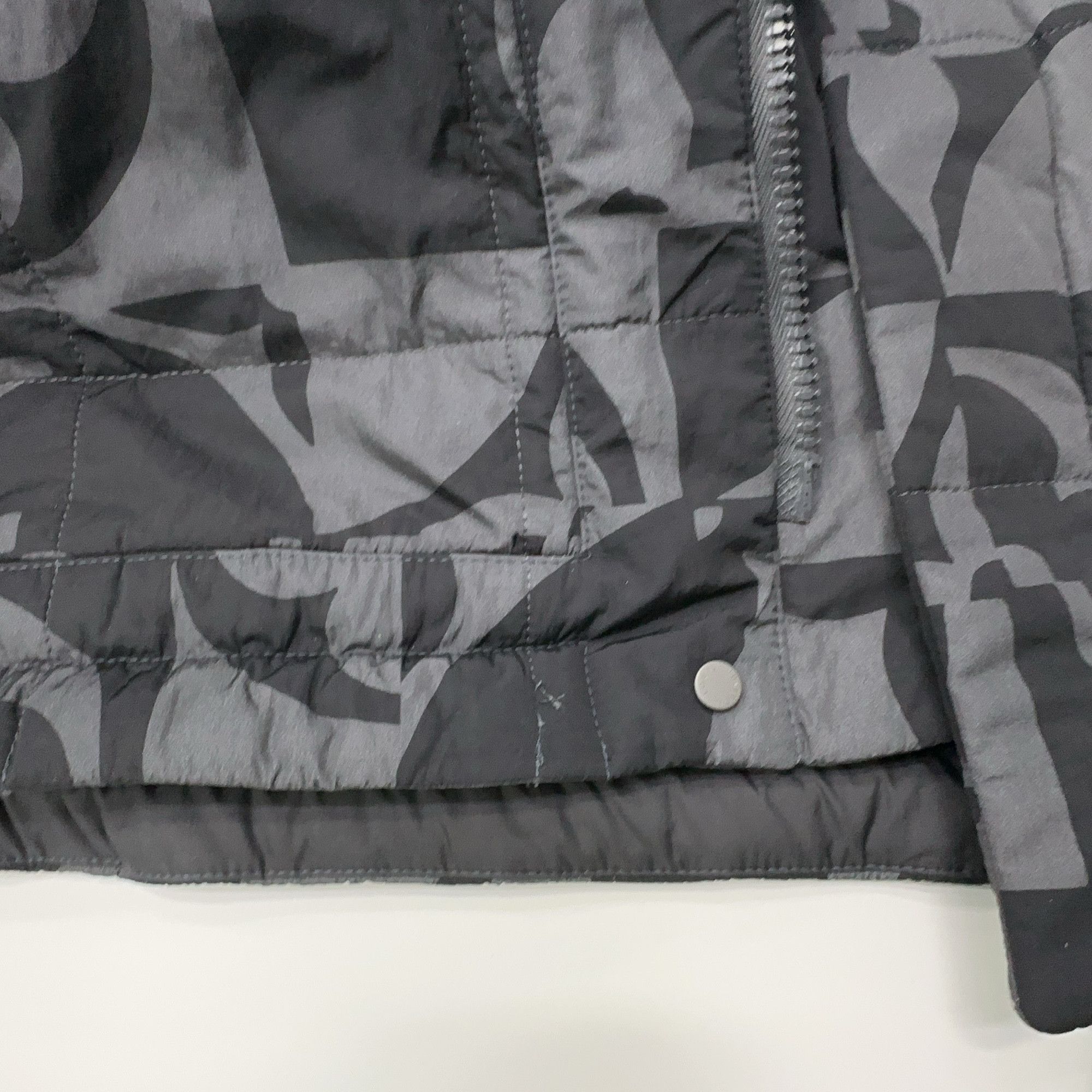 Louis Vuitton Louis Vuitton SS22 Floral Monogram Zip Jacket 52 Size US L / EU 52-54 / 3 - 6 Thumbnail