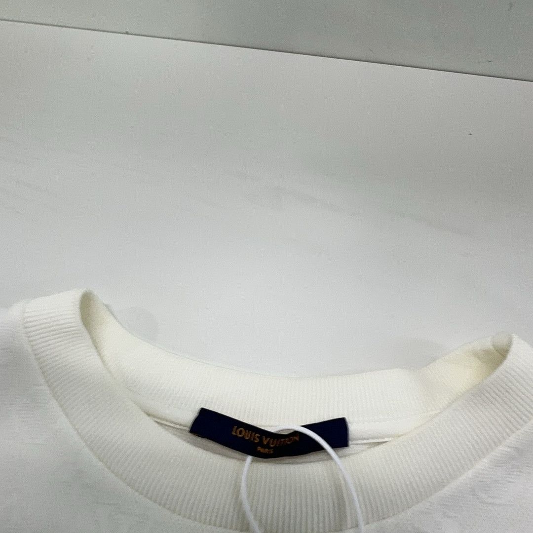 Louis Vuitton Louis Vuitton Monogram 3D Pocket T-Shirt Size M Size US M / EU 48-50 / 2 - 4 Thumbnail