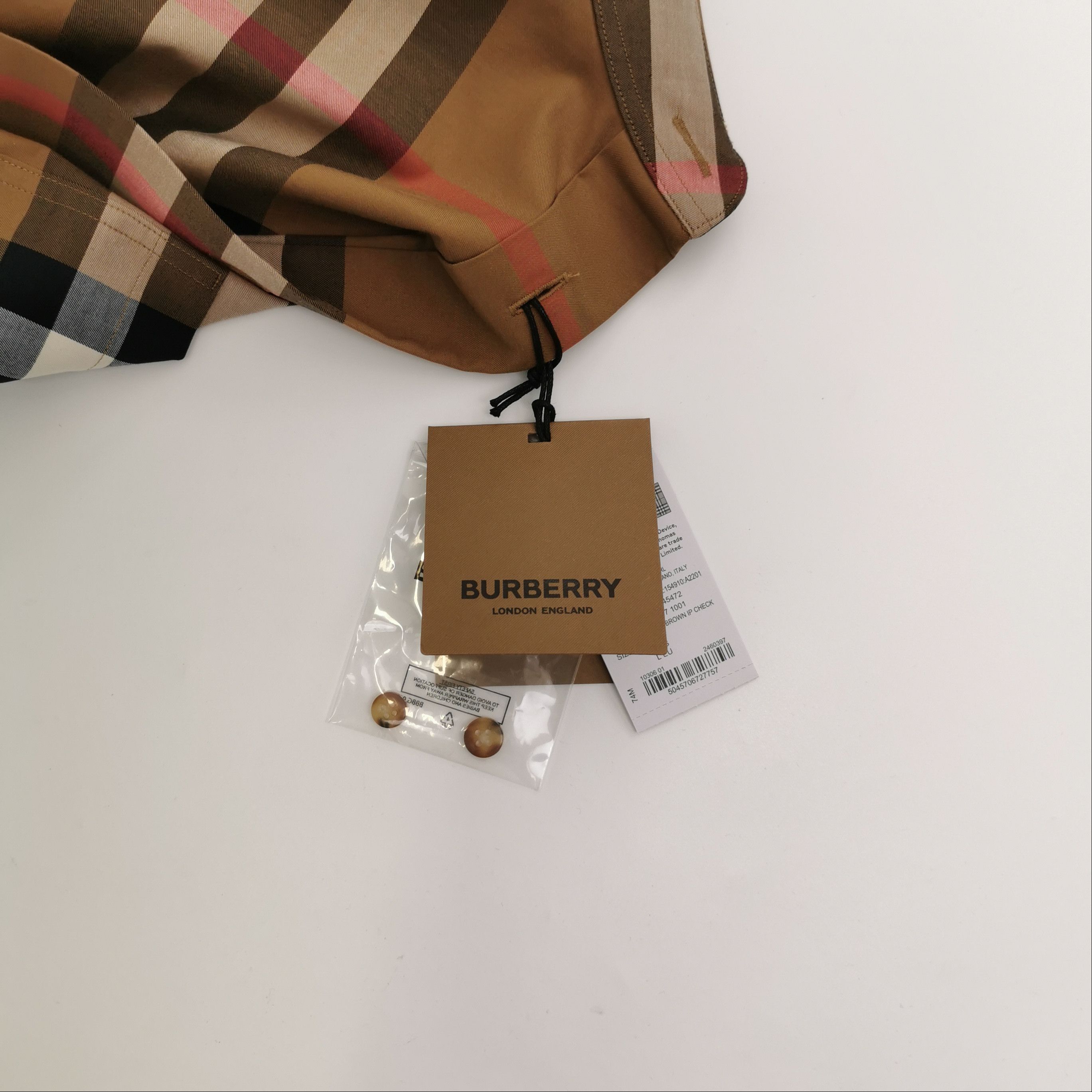 Burberry Burberry Men l Button Ups Size US L / EU 52-54 / 3 - 4 Thumbnail