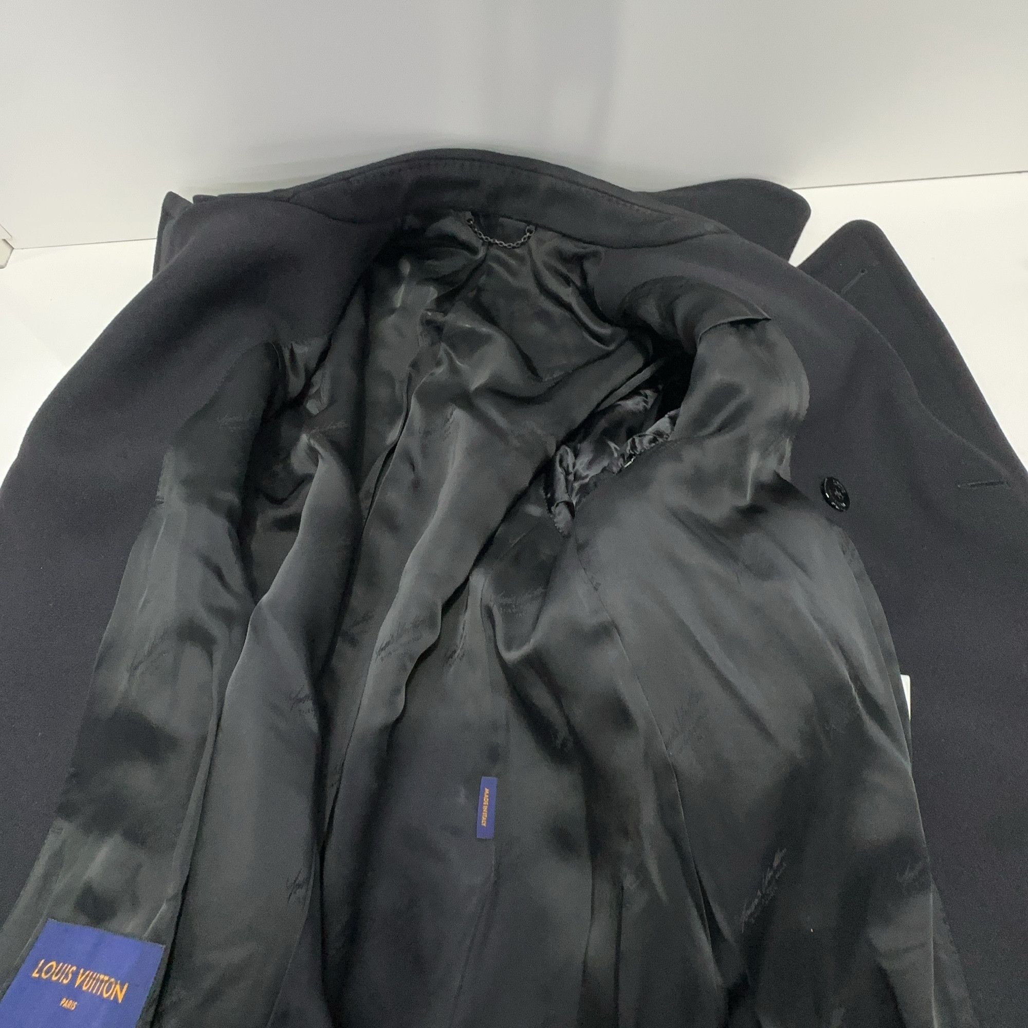 Louis Vuitton Louis Vuitton Double Breasted Wool Peacoat Size 50 Size US M / EU 48-50 / 2 - 12 Thumbnail