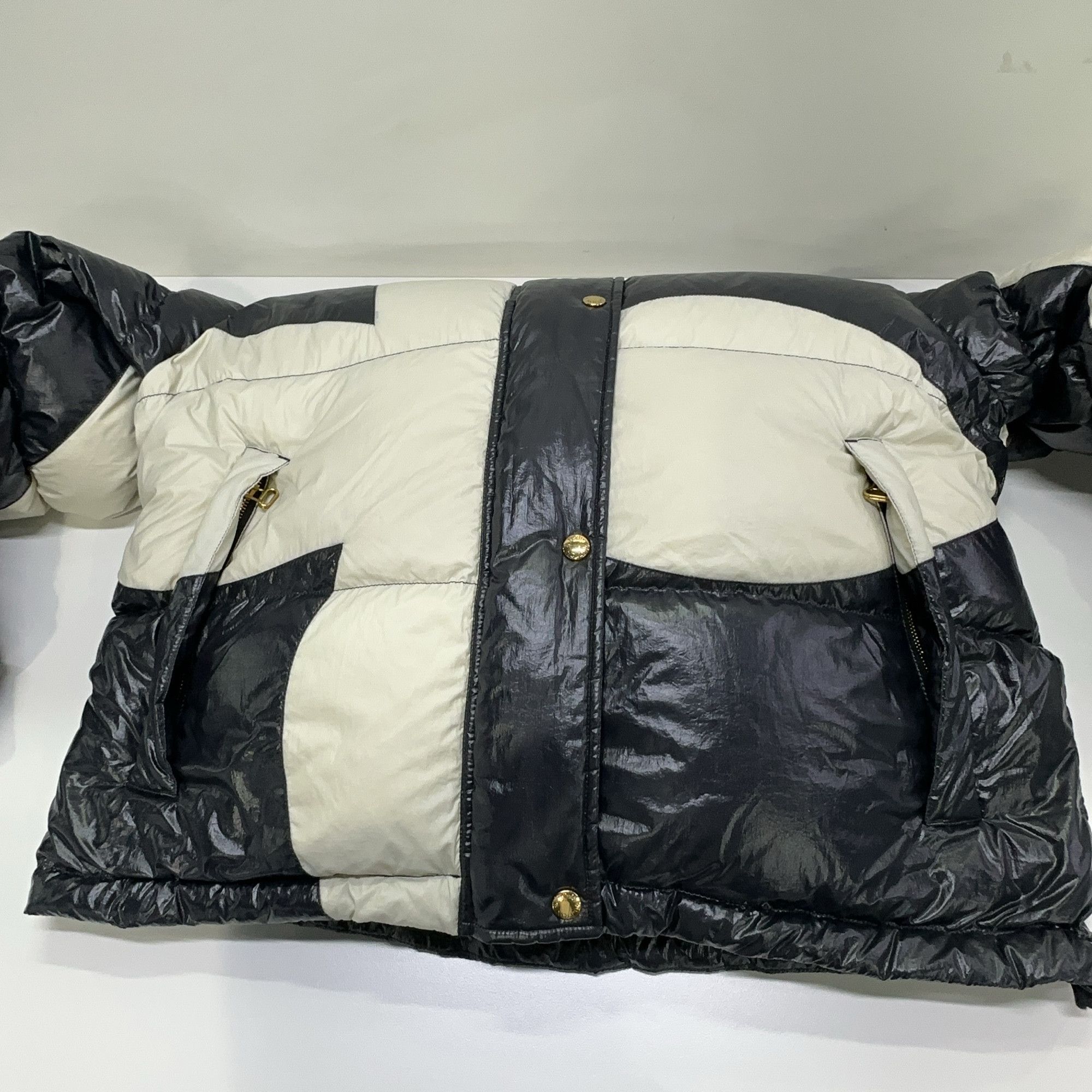 Louis Vuitton Louis Vuitton Monogram Flower Down Jacket 40 Size M / US 6-8 / IT 42-44 - 8 Thumbnail