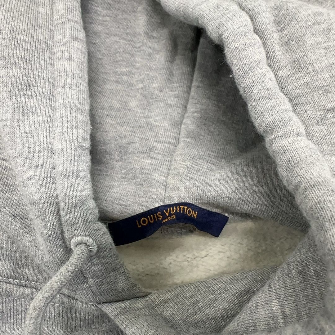 Louis Vuitton Louis Vuitton Tourist vs. Purist Hoodie Size M Size US M / EU 48-50 / 2 - 4 Thumbnail