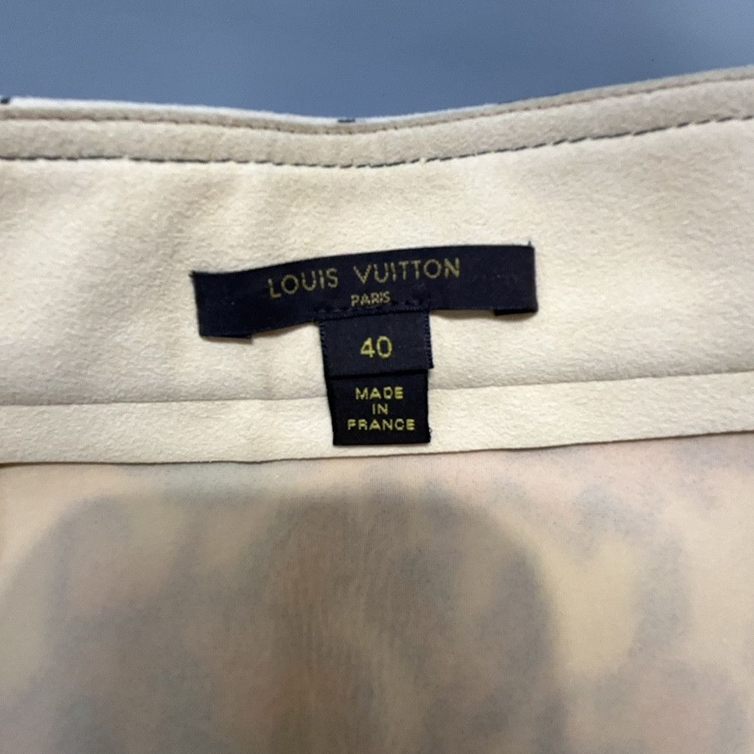 Louis Vuitton Louis Vuitton Floral Print Mini Skirt 40 Size 28" / US 6 / IT 42 - 3 Thumbnail