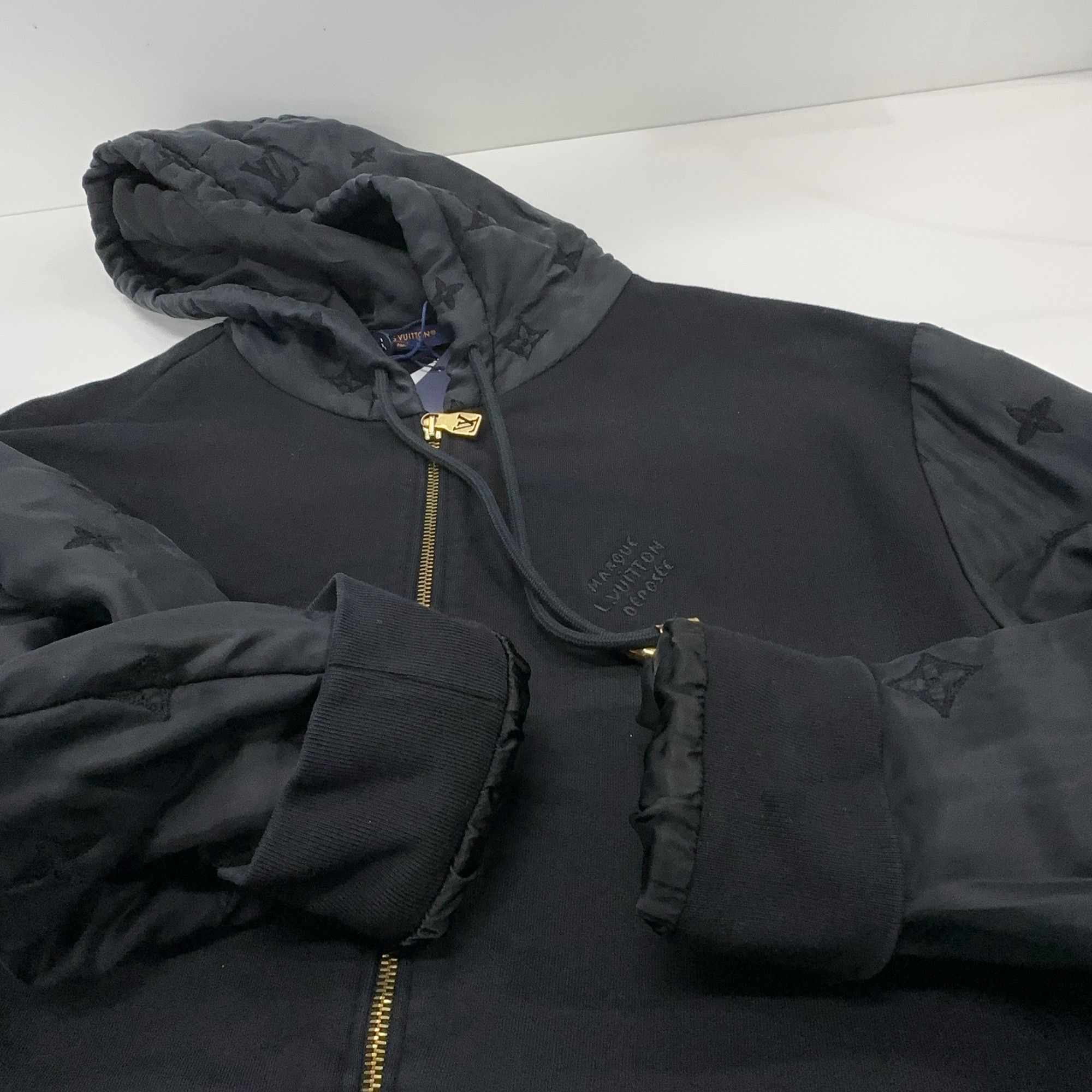 Louis Vuitton Louis Vuitton Monogram Hooded Zip Jacket M Size US M / EU 48-50 / 2 - 15 Thumbnail